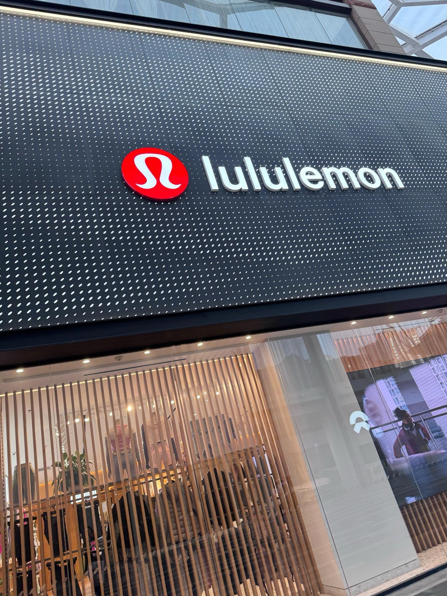 lululemon  瑜伽服外套服装,包 8