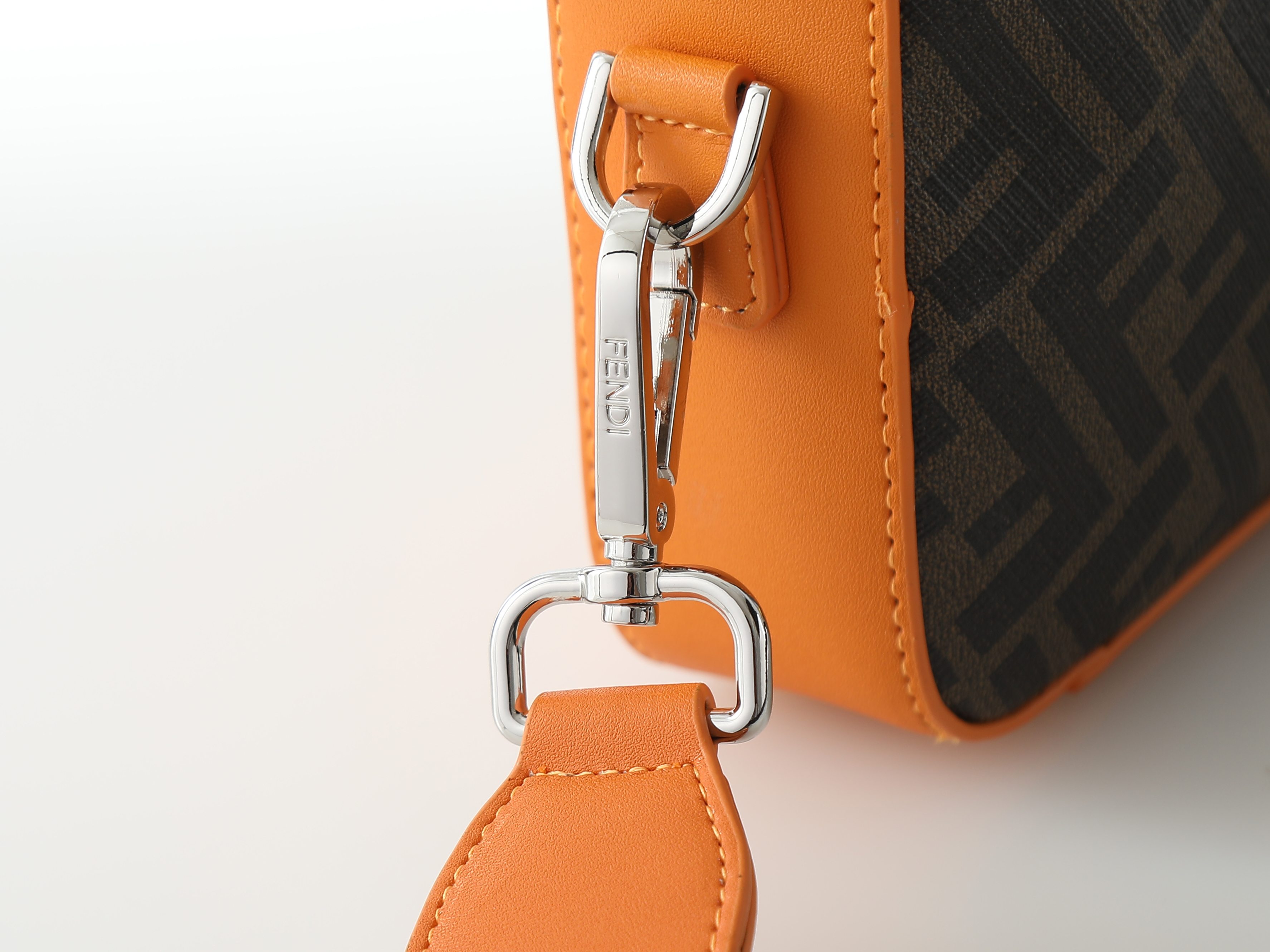 FFデザイン コンパクトオレンジイエローバッグ