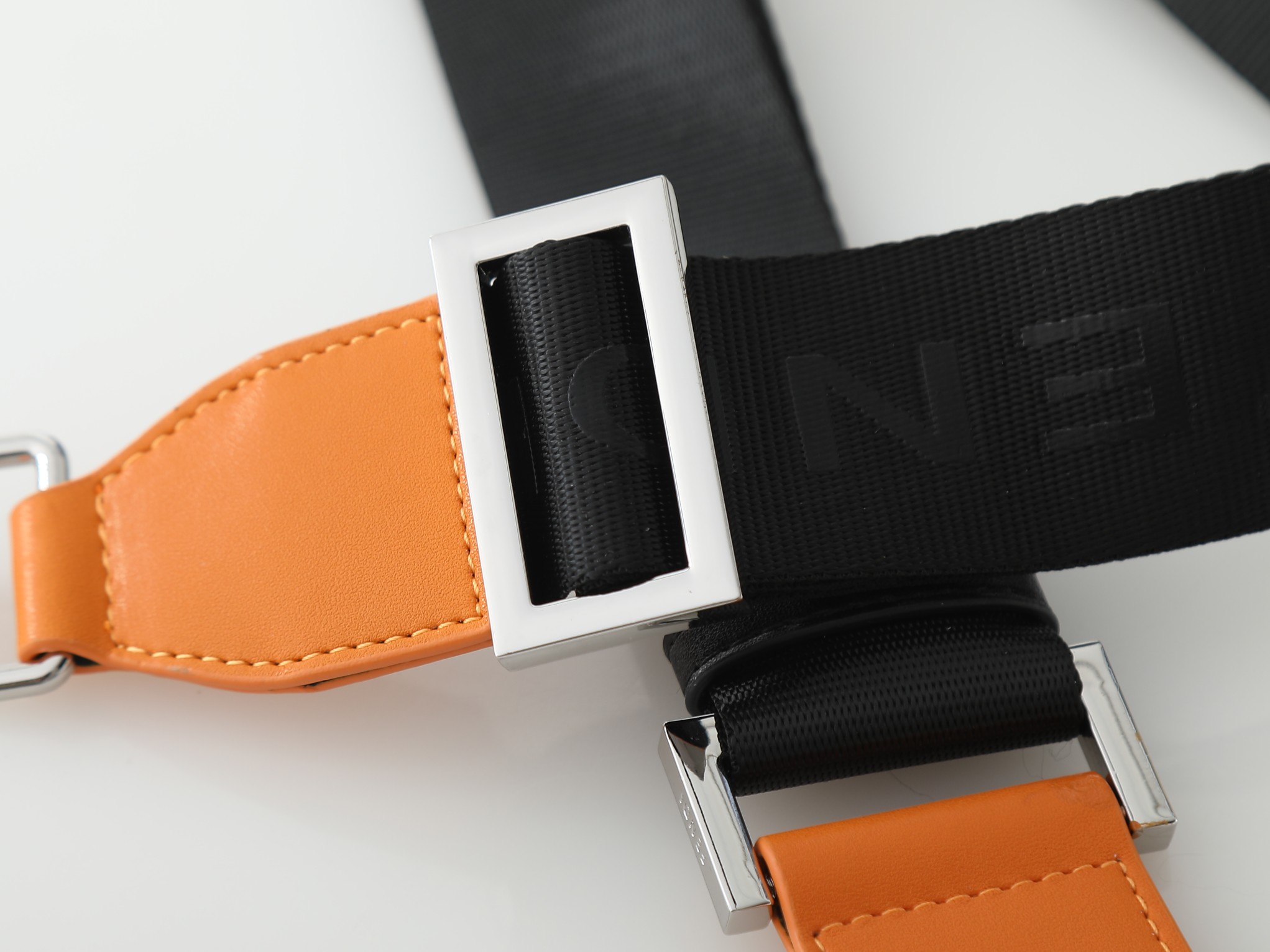 FFデザイン コンパクトオレンジイエローバッグ