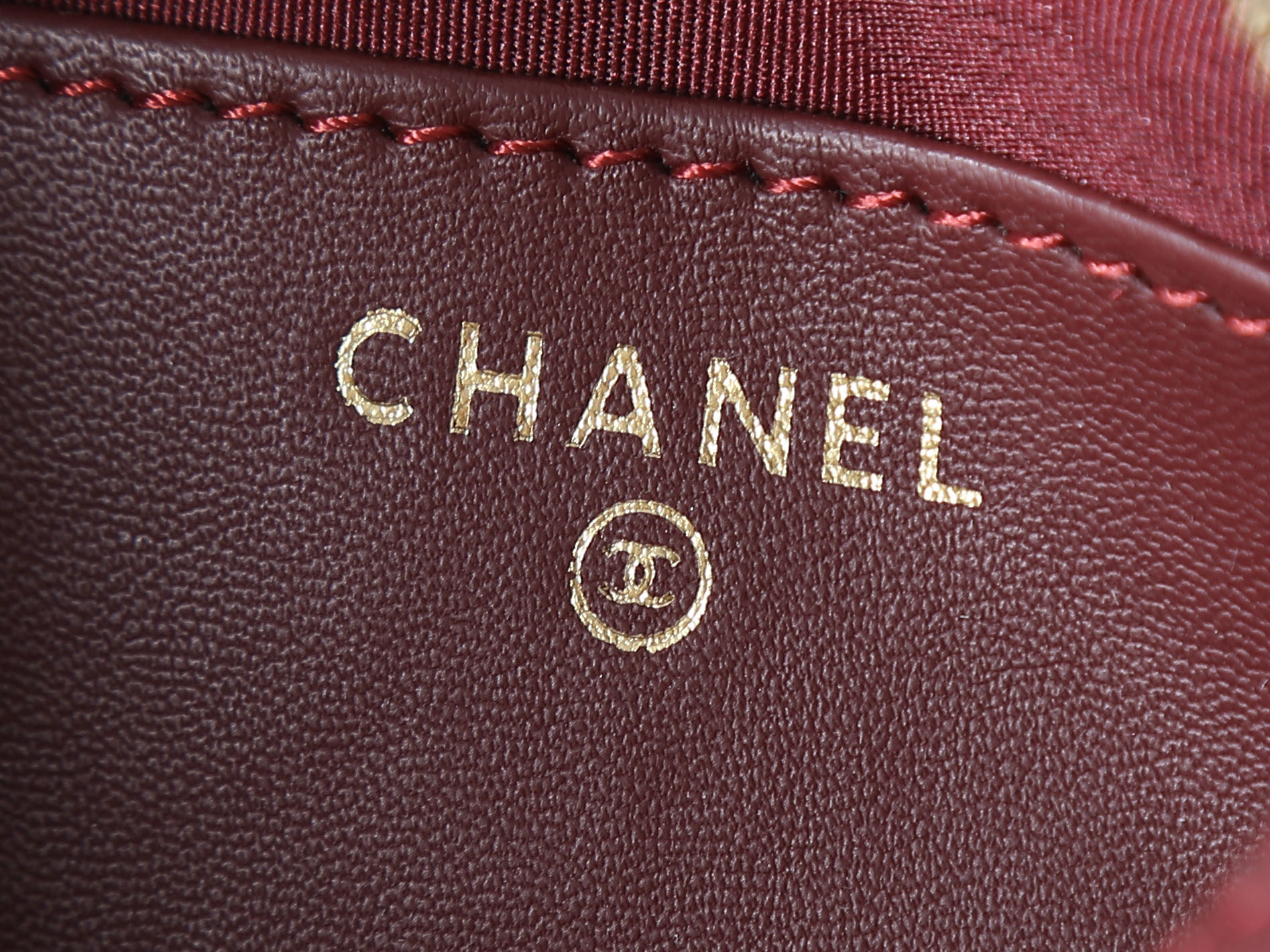 款号5094深酒红色CHANEL26P双C Logo皮穿链菱格、单肩手提包、女款！尺寸：22cm-6cm