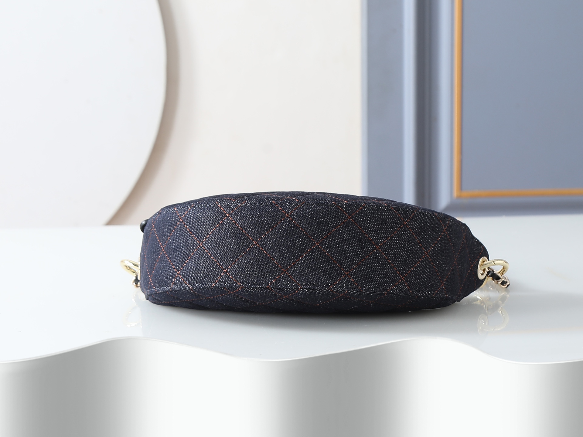 款号5094牛仔布色CHANEL26P双C Logo皮穿链菱格、单肩手提包、女款！尺寸：22cm-6cm
