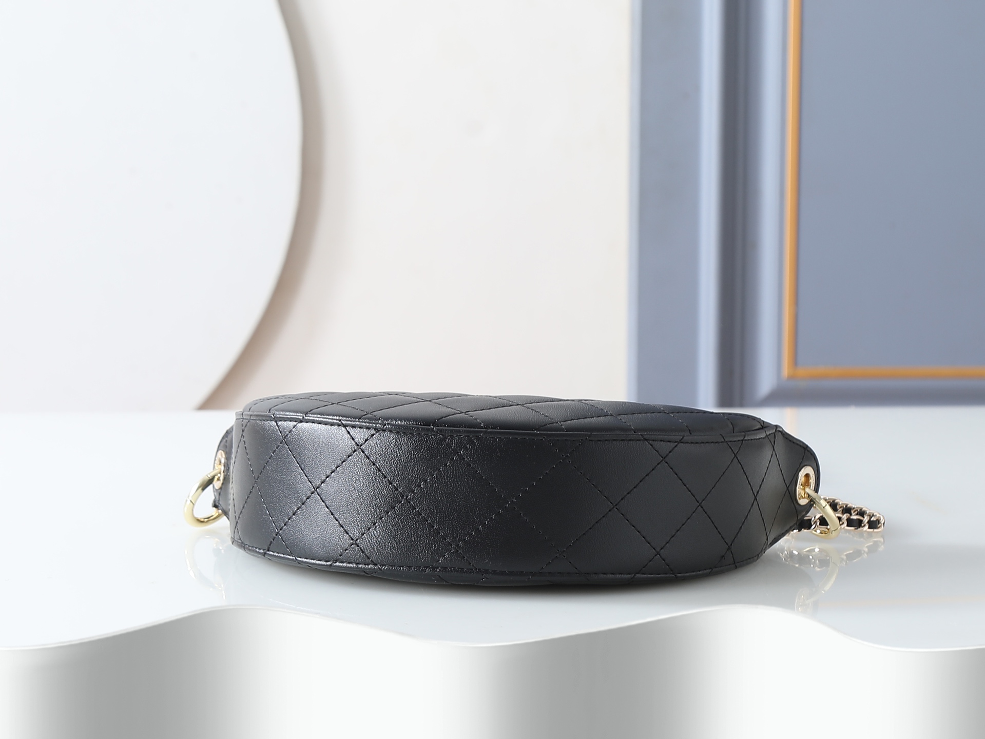 款号5094黑色CHANEL26P双C Logo皮穿链菱格、单肩手提包、女款！尺寸：22cm-6cm-1