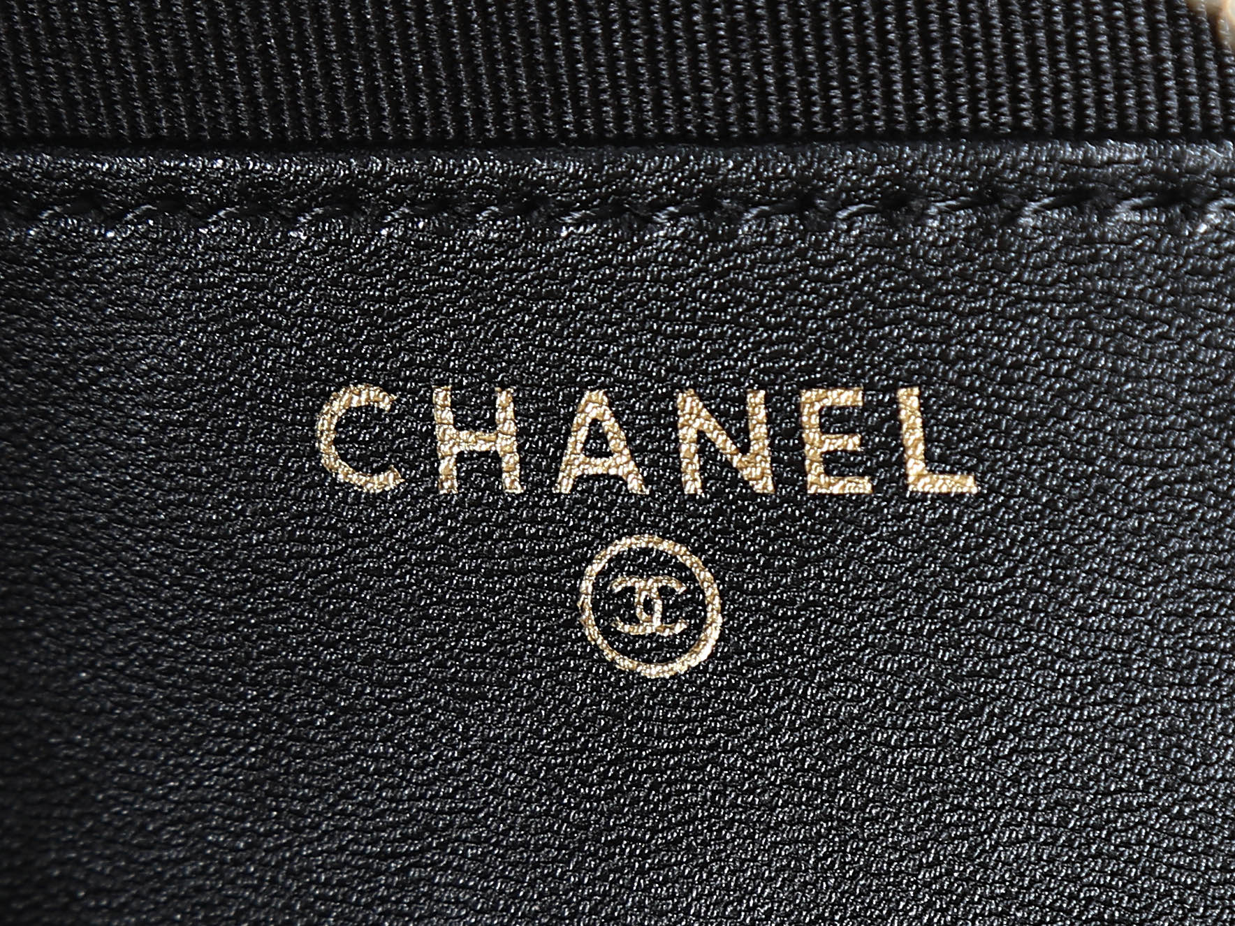 款号5094黑色CHANEL26P双C Logo皮穿链菱格、单肩手提包、女款！尺寸：22cm-6cm-1