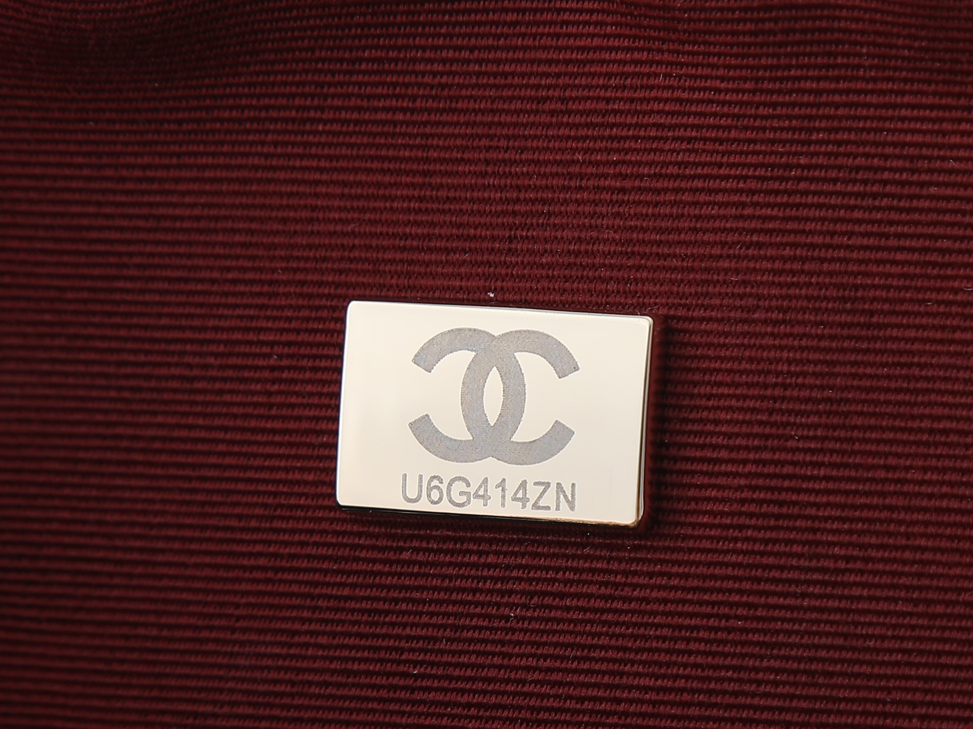款号5092黑色、CHANEL香奈儿26P金标双C logo 菱格皮穿链 颗粒压花亮面牛皮 单肩包女款。