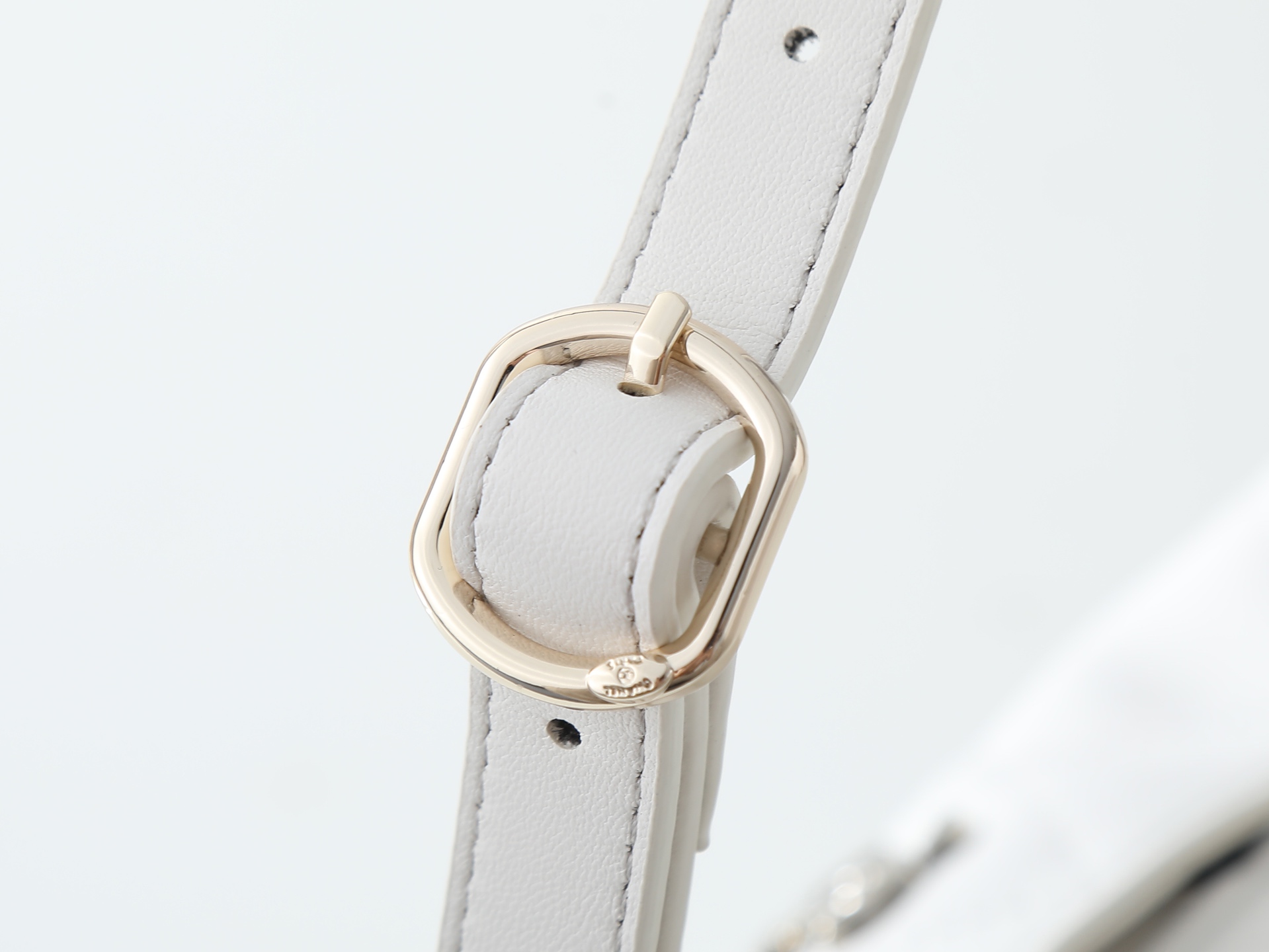 款号6138白色 CHANEL香奈儿26P金标双C Logo菱格小羊皮金色金属、流浪包手提单肩包 常规女