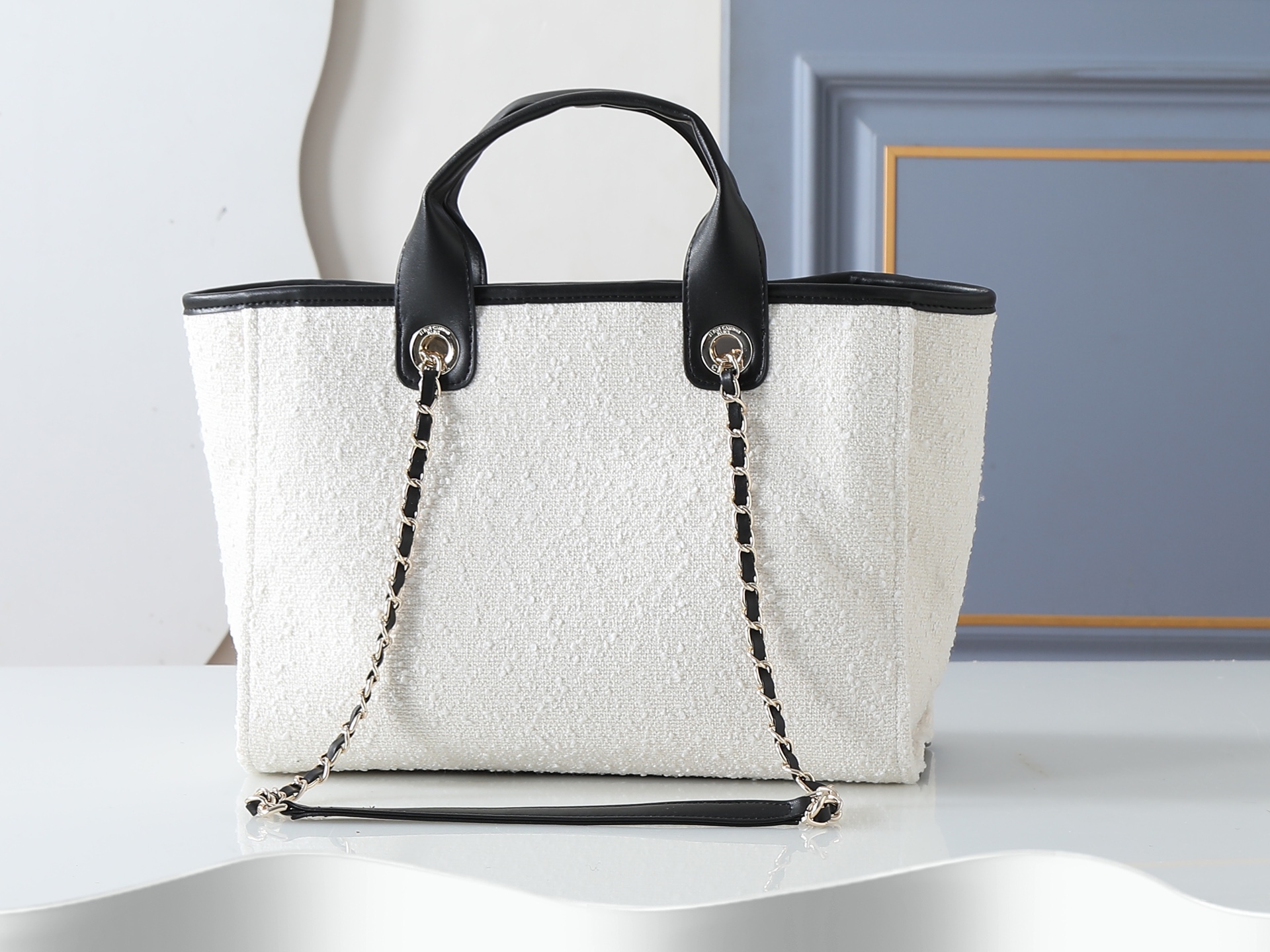 款号3257黑色 CHANEL 香奈儿26S 双C logo 皮穿链肩带、帆布拼小牛皮 托特包手提包 肩