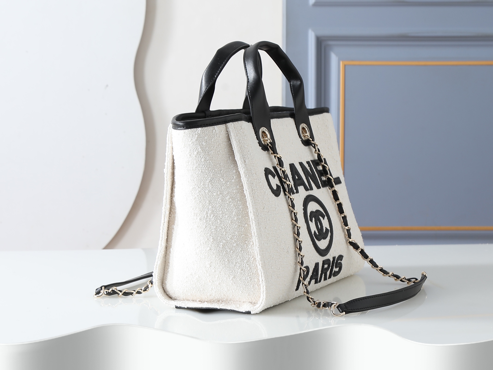 款号3257黑色 CHANEL 香奈儿26S 双C logo 皮穿链肩带、帆布拼小牛皮 托特包手提包 肩
