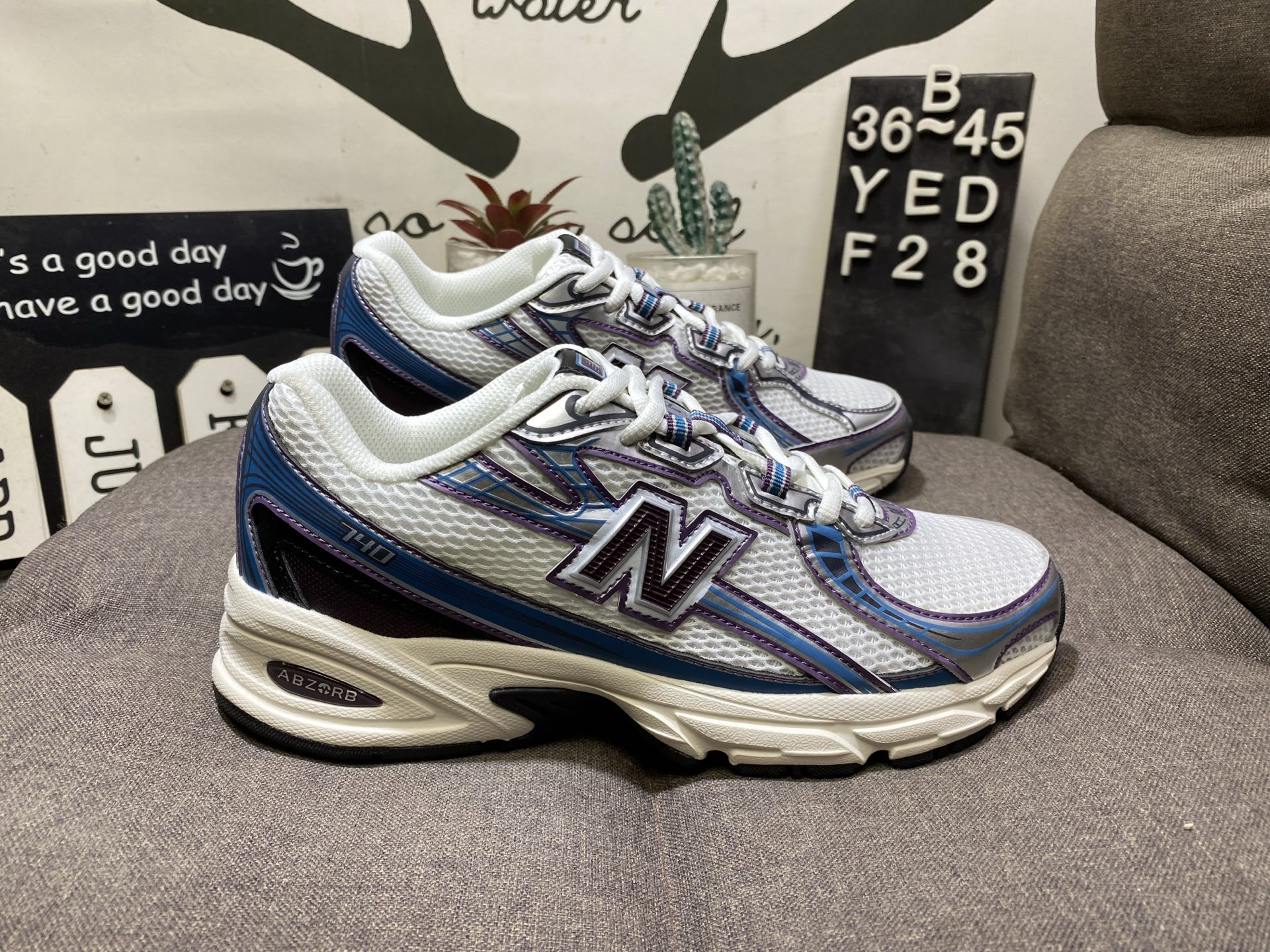 New Balance 新百伦U740系列 拼接网眼透气运动鞋休闲跑步鞋YEDF28
