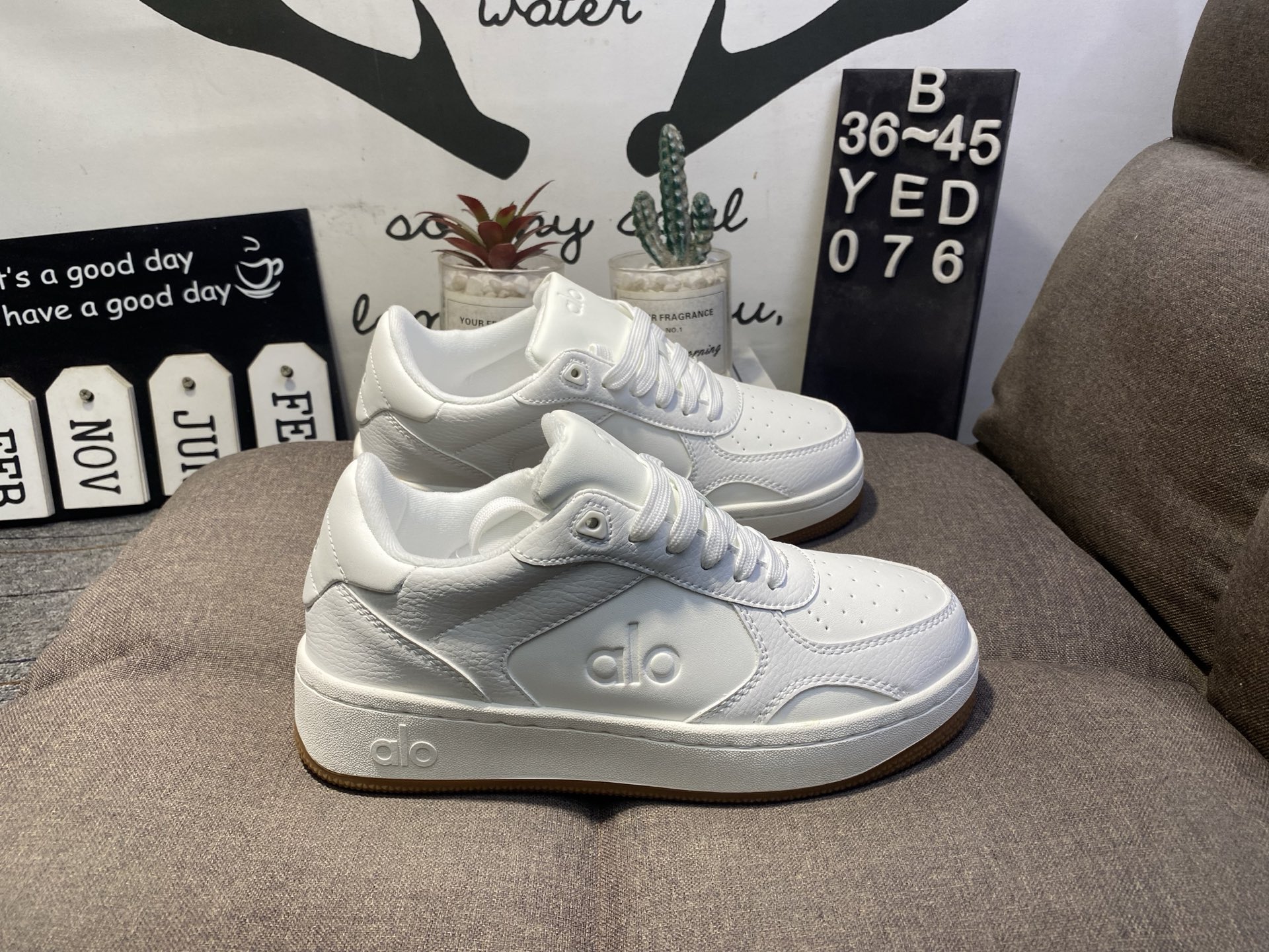 120💰 alo yoga Recover Mode 低帮休闲板鞋YED076