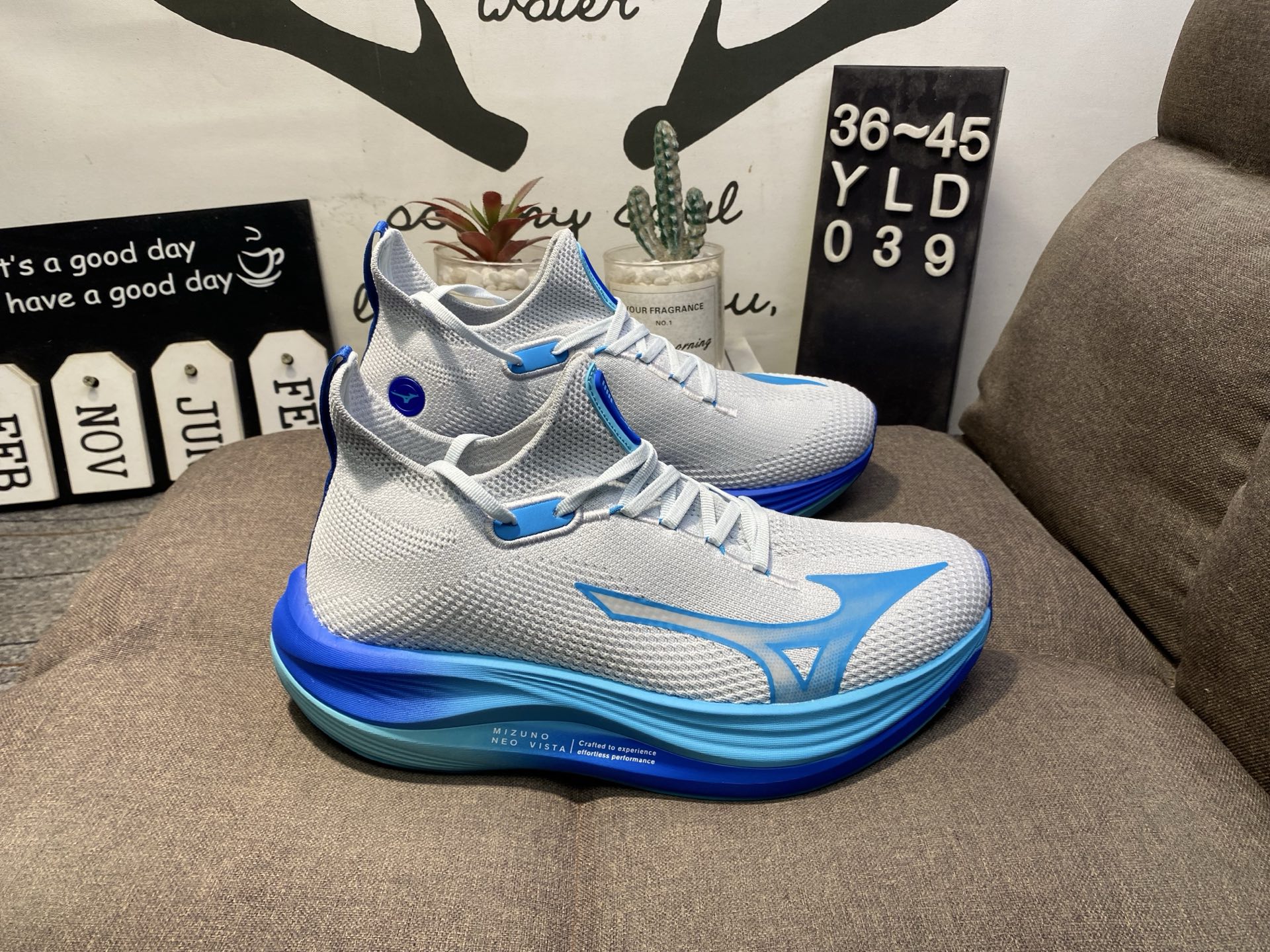 160💰 MIZUNO美津浓新款轻量运动NEO VISTA缓震透气跑鞋YLD039