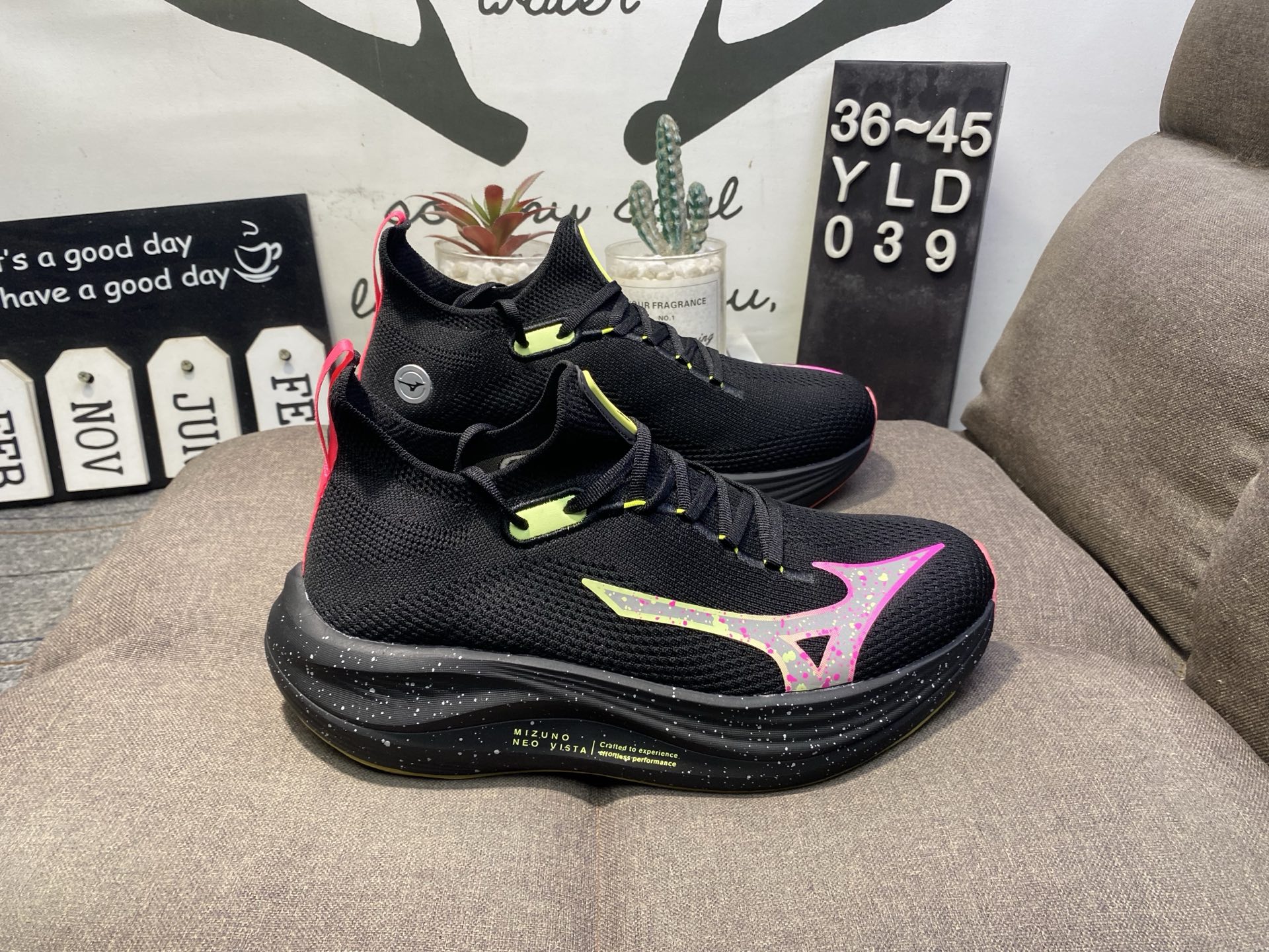 160💰 MIZUNO美津浓新款轻量运动NEO VISTA缓震透气跑鞋YLD039