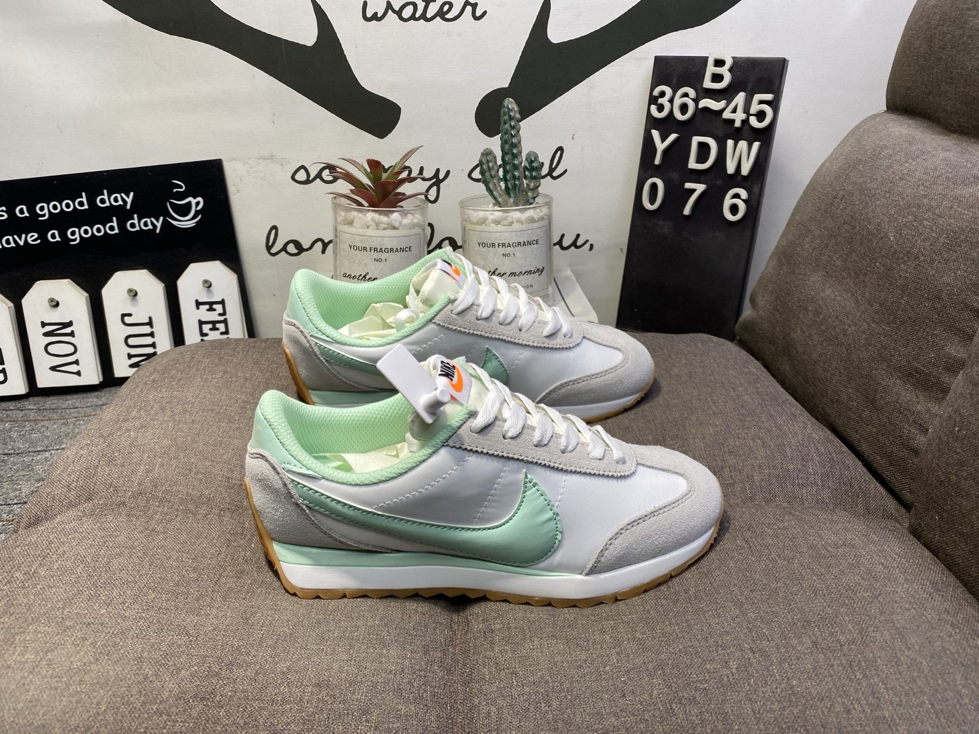 105💰真标半码 Nike耐克款舒适PACIFIC复古运动休闲T头阿甘跑步鞋YDW076