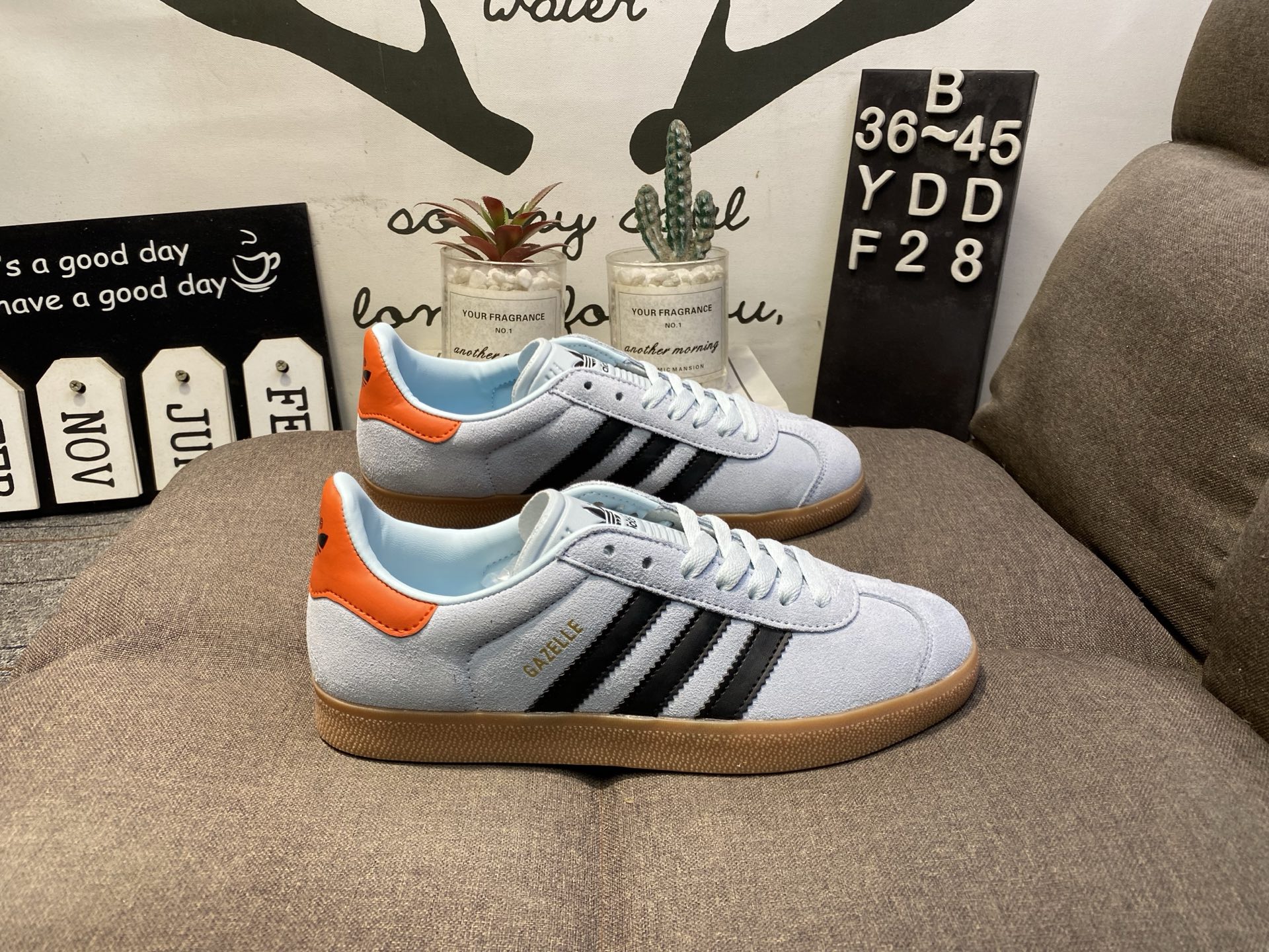 100💰真标半码 Adidas/阿迪达斯三叶草GAZELLE男女通用德训T头休闲板鞋YDDF28