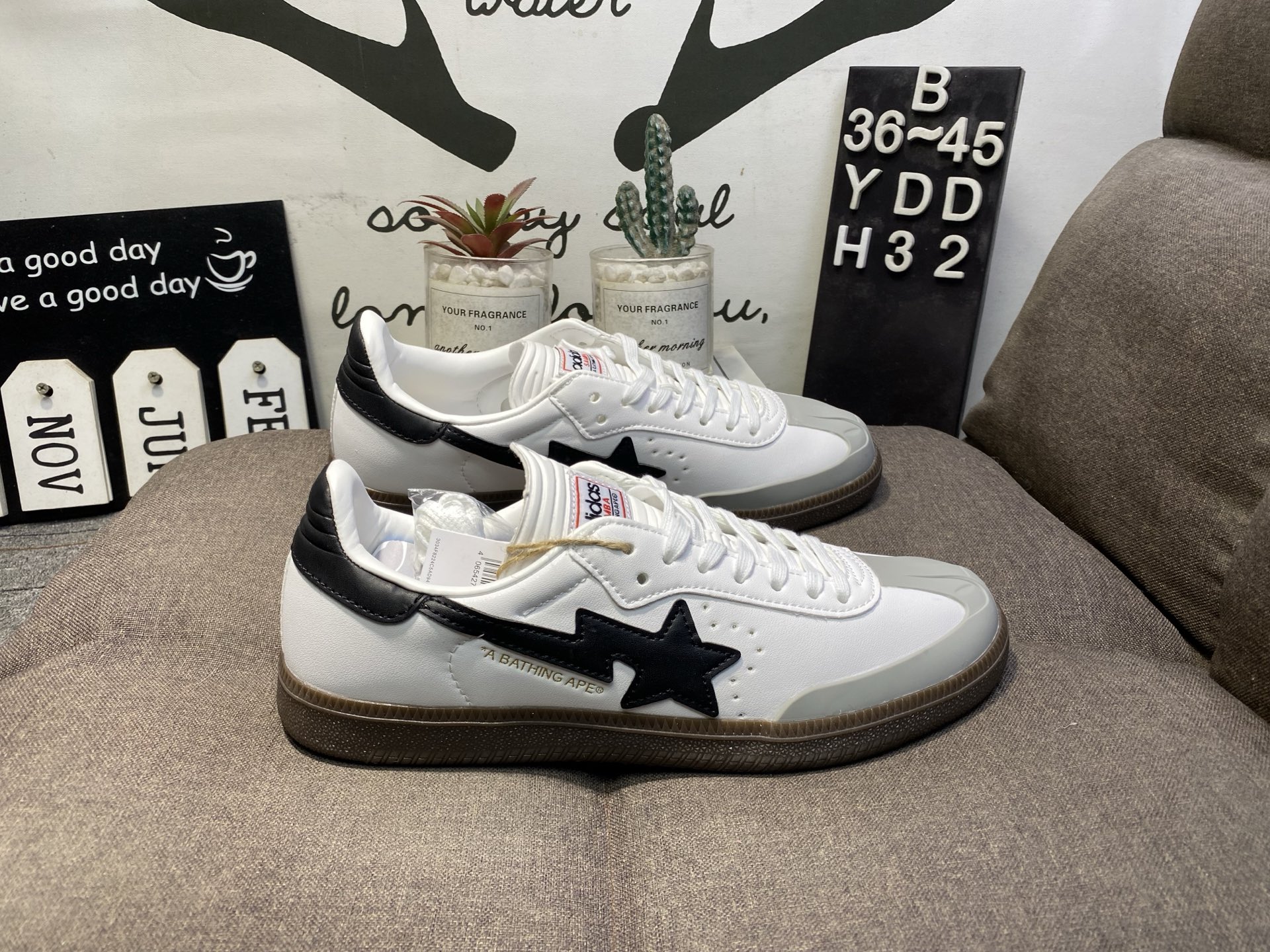 100💰真标半码
Adidas阿迪达斯WB PONY TONAL SAMBA 平底时尚滑板鞋
YDDH32