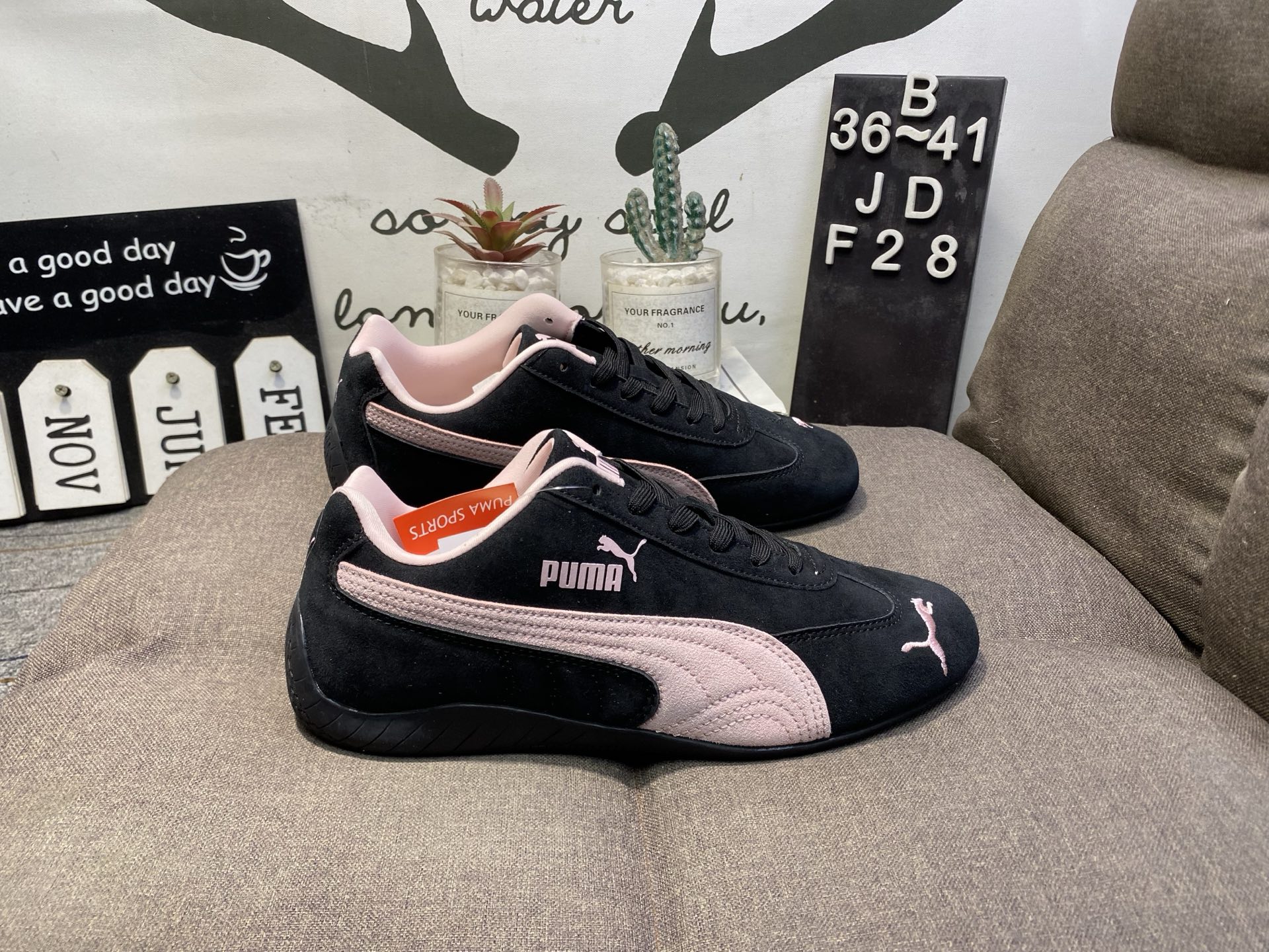 🈴90💰真标半码
PUMA彪马 Bella V2 Leather时尚舒适休闲同款德训薄底鞋JDF28