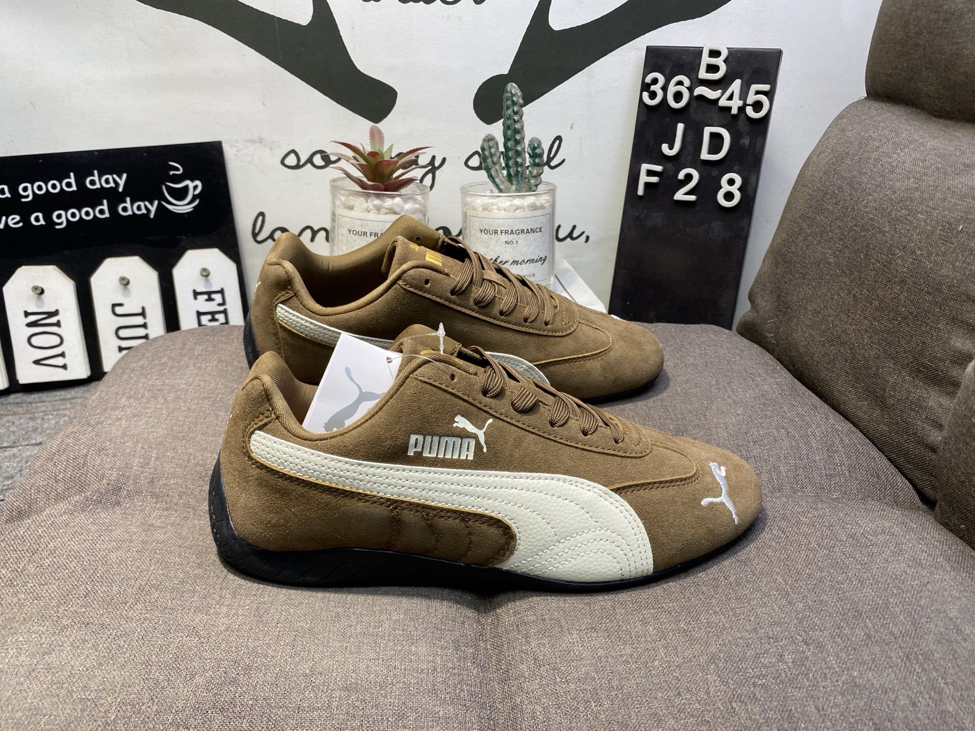 🈴90💰真标半码
PUMA彪马 Bella V2 Leather时尚舒适休闲同款德训薄底鞋JDF28