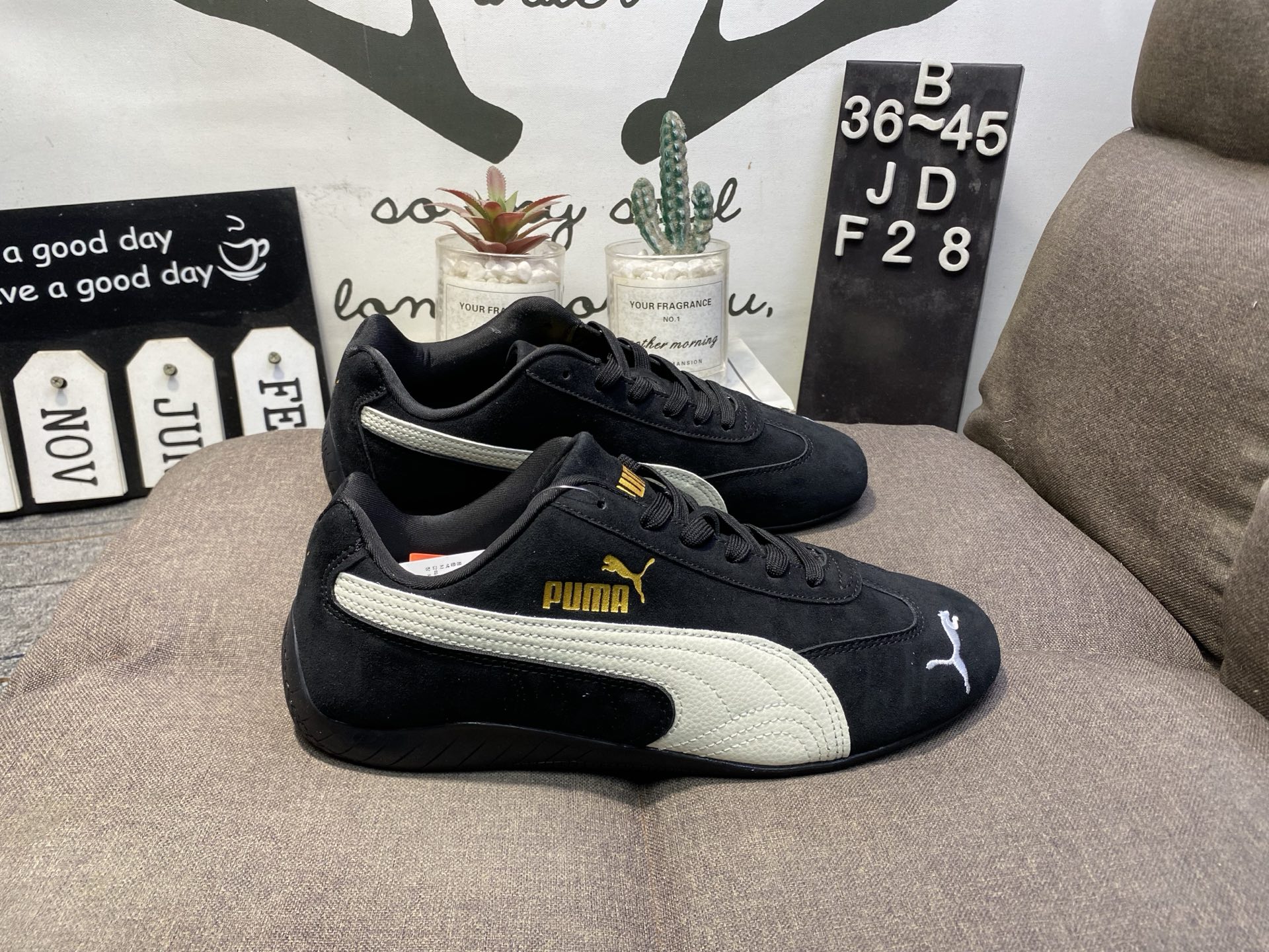 🈴90💰真标半码
PUMA彪马 Bella V2 Leather时尚舒适休闲同款德训薄底鞋JDF28