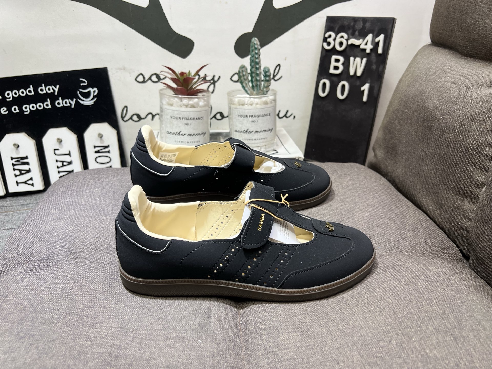 adidas阿迪达斯SAMBA JANE W运动休闲小白鞋BW001