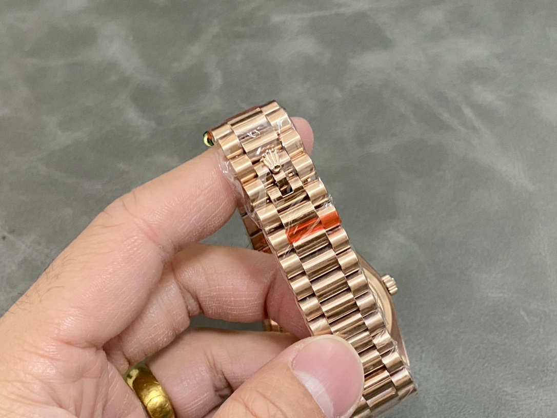 SK厂 劳力士Rolex 双历 星期日志型 36mm - 高品質自動巻き腕時計