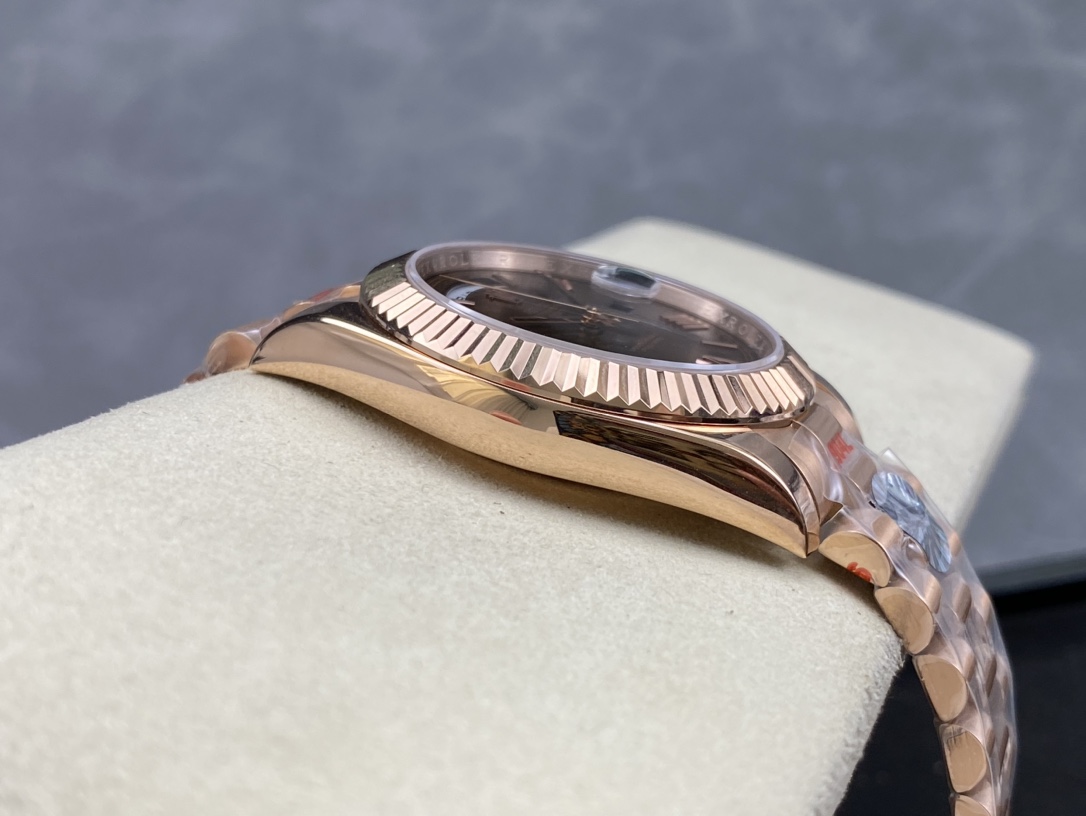 SK厂 劳力士Rolex 双历 星期日志型系列 40mmの高品質腕時計