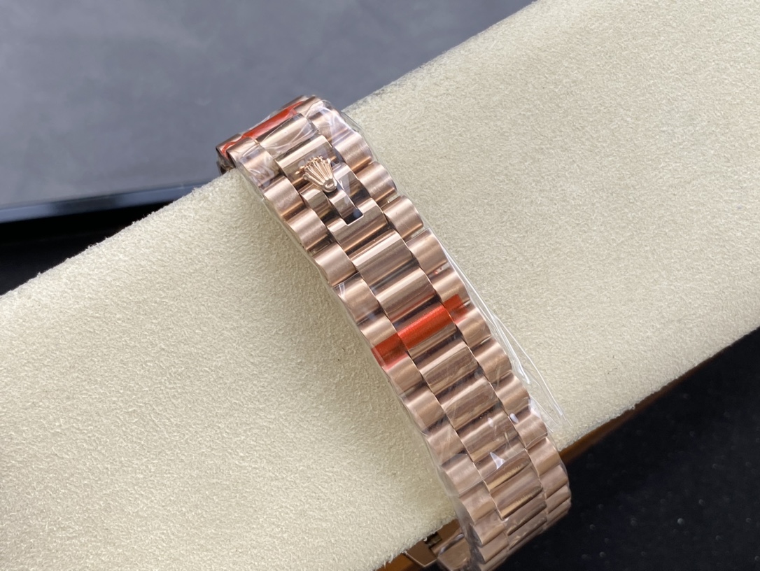 SK厂 劳力士Rolex 双历 星期日志型系列 40mmの高品質腕時計