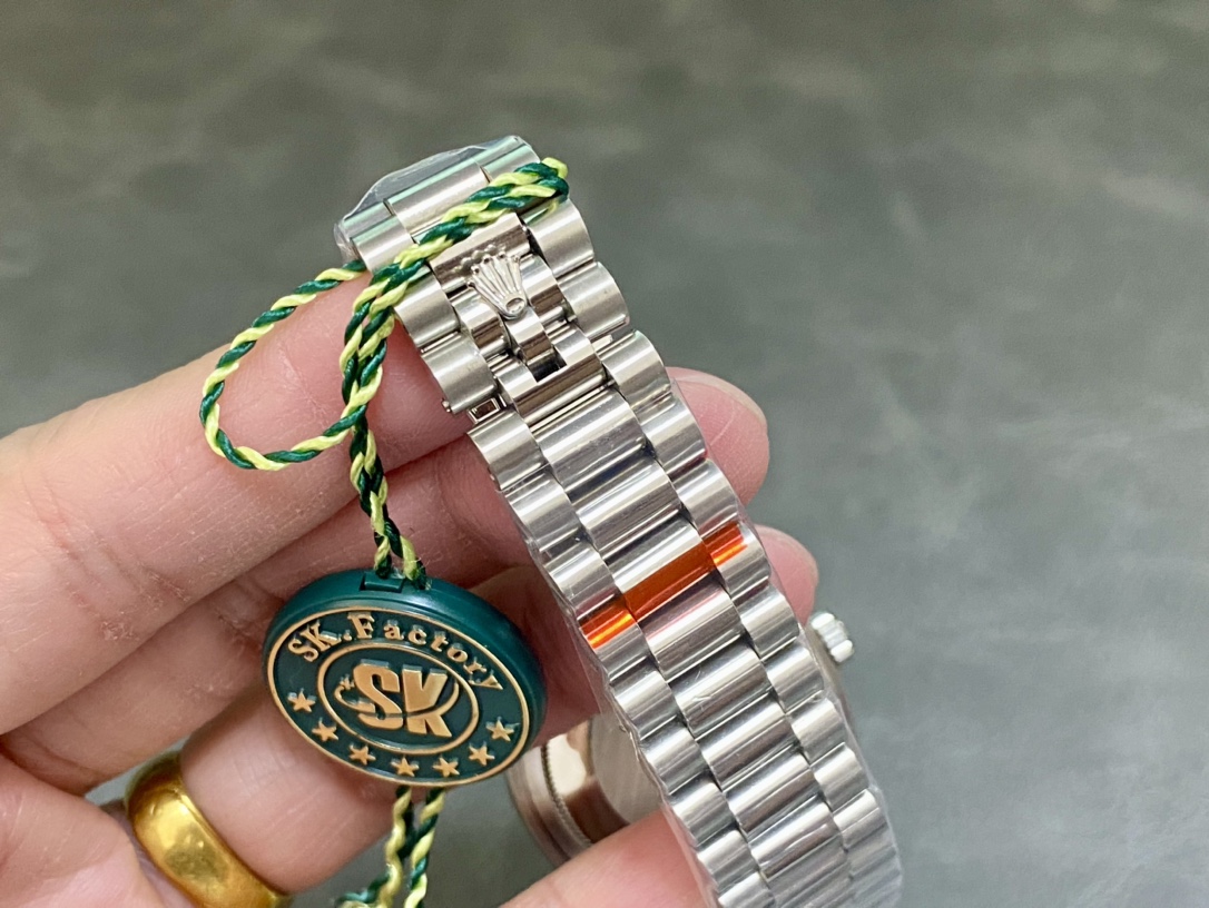 SK厂 劳力士Rolex 双历 星期日志型 36mm - 高品質自動巻き腕時計