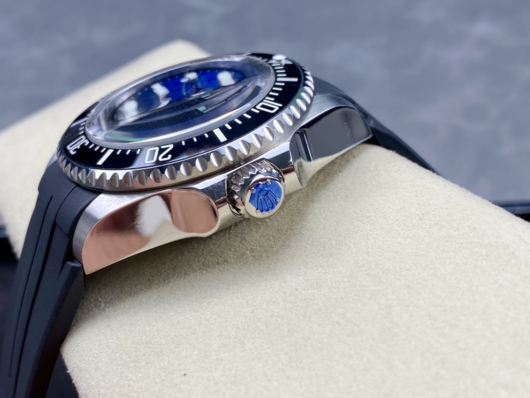 SK 労力士 SEA海使鬼王 44mm 男性用腕時計 - 高透過防刮ブルーサファイアガラス