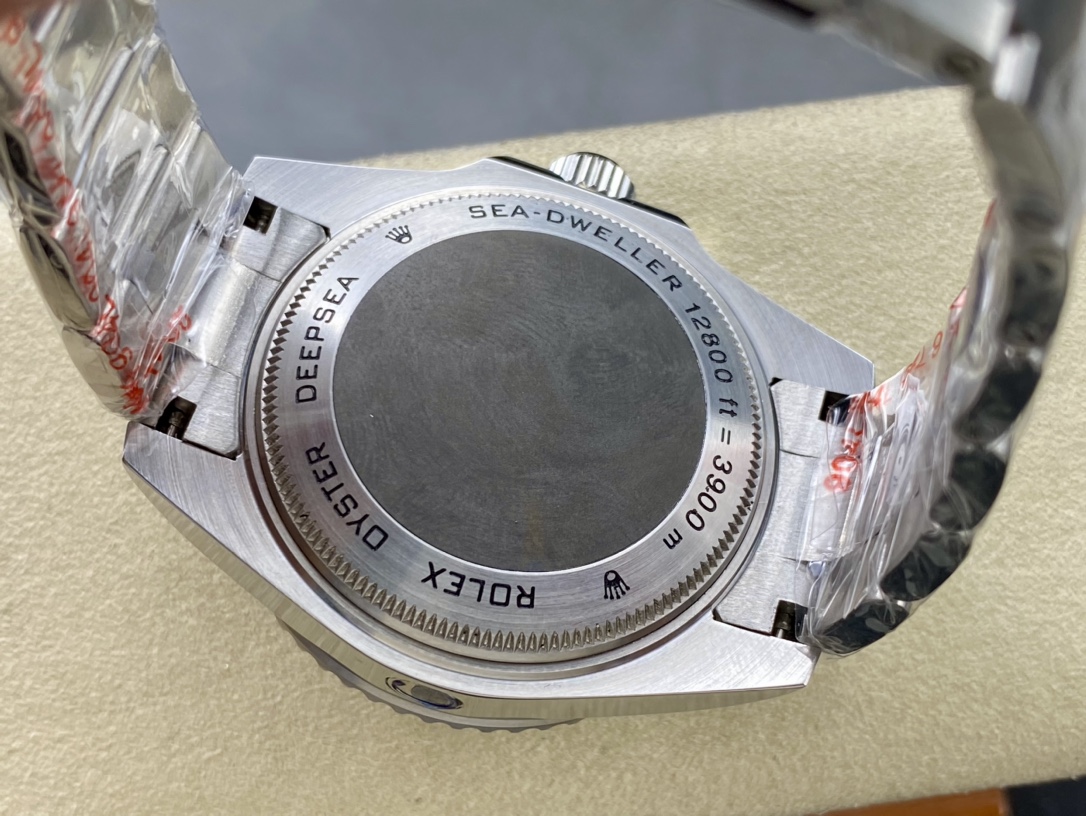 SK 劳力士SEA海使鬼王 44mm深潜型腕表 - 高透過防刮ブルーサファイアガラス