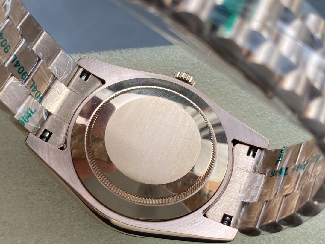 SK厂 劳力士Rolex 双历 星期日志型 40mm 高品質自動巻き腕時計