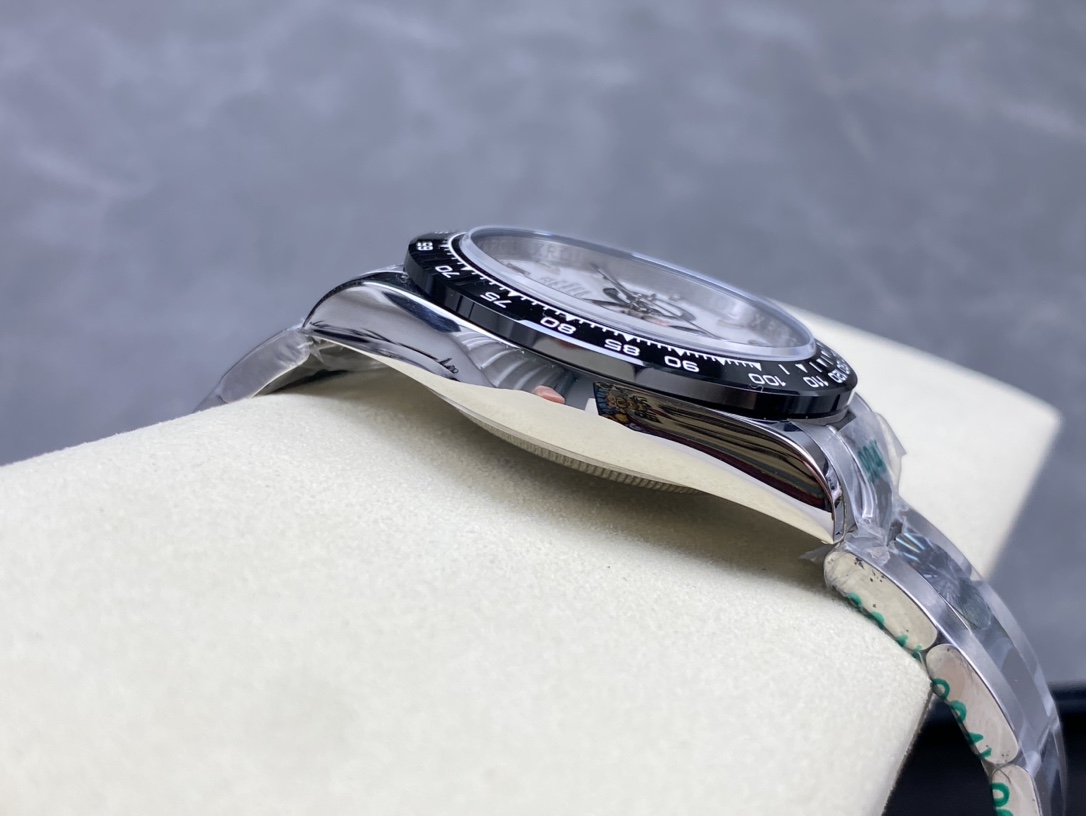 SK Factory 新款 迪通拿シリーズ 男性用腕時計 40mm