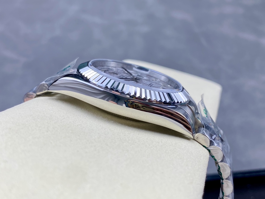 SK厂 劳力士Rolex 双历 星期日志型系列 40mm 自動巻き腕時計