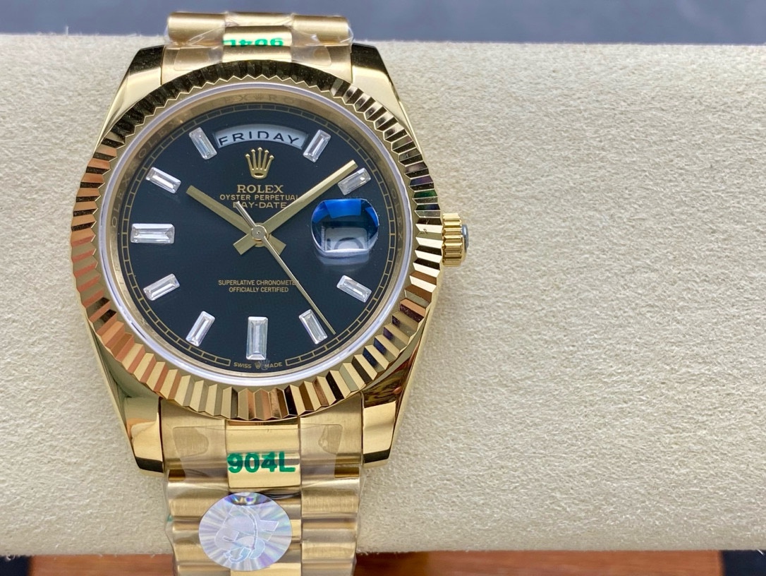 高級腕時計 40mm星期日志 双历 全钻刻度