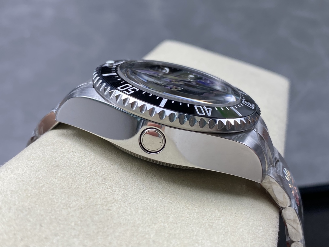 SK 労力士SEA海使鬼王 44mm 大サイズ男表 防刮ブルーサファイアガラス