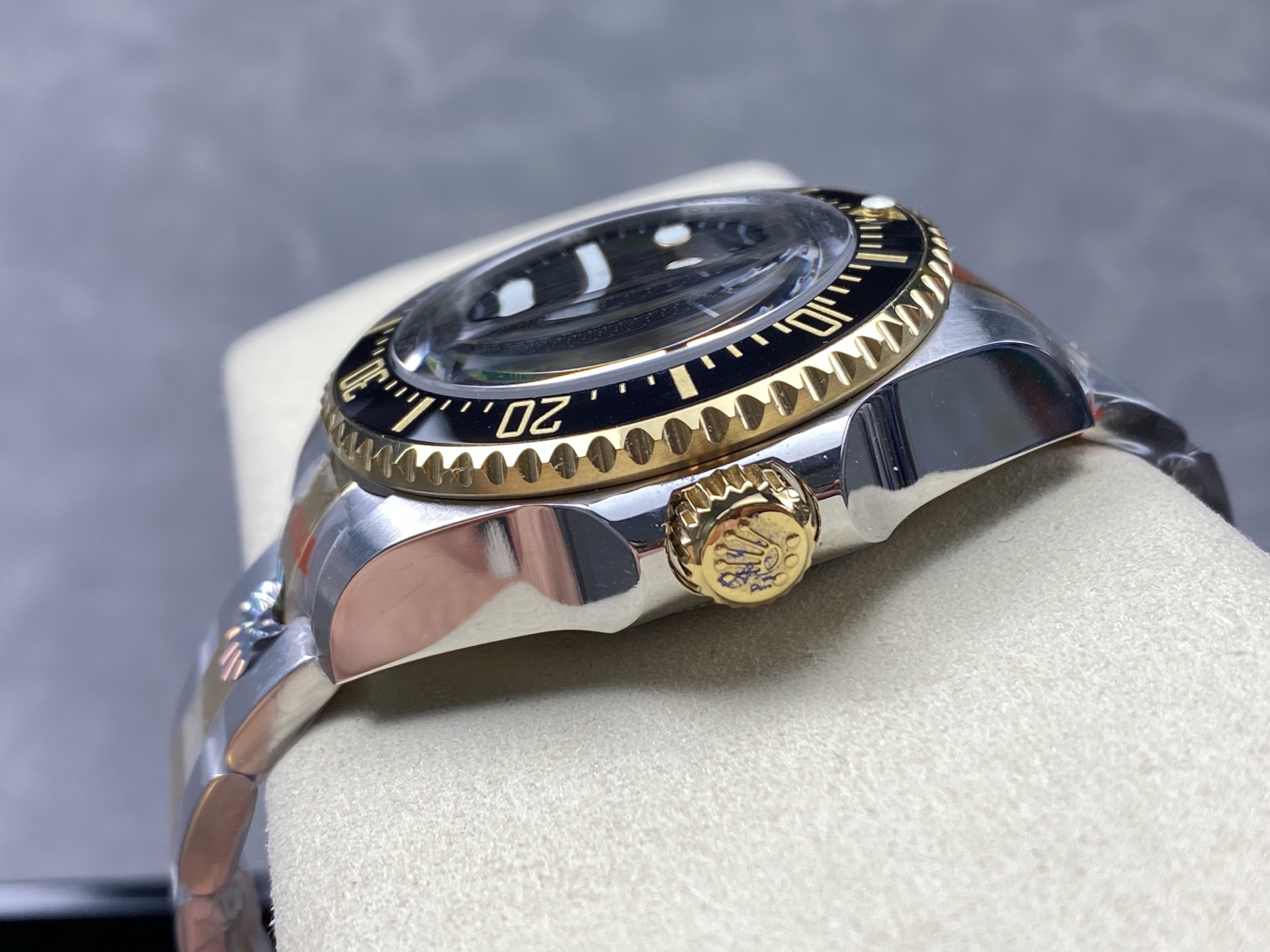 SK 劳力士SEA海使鬼王 44mm深潜型腕表 - 高透過防刮ブルーサファイアガラス