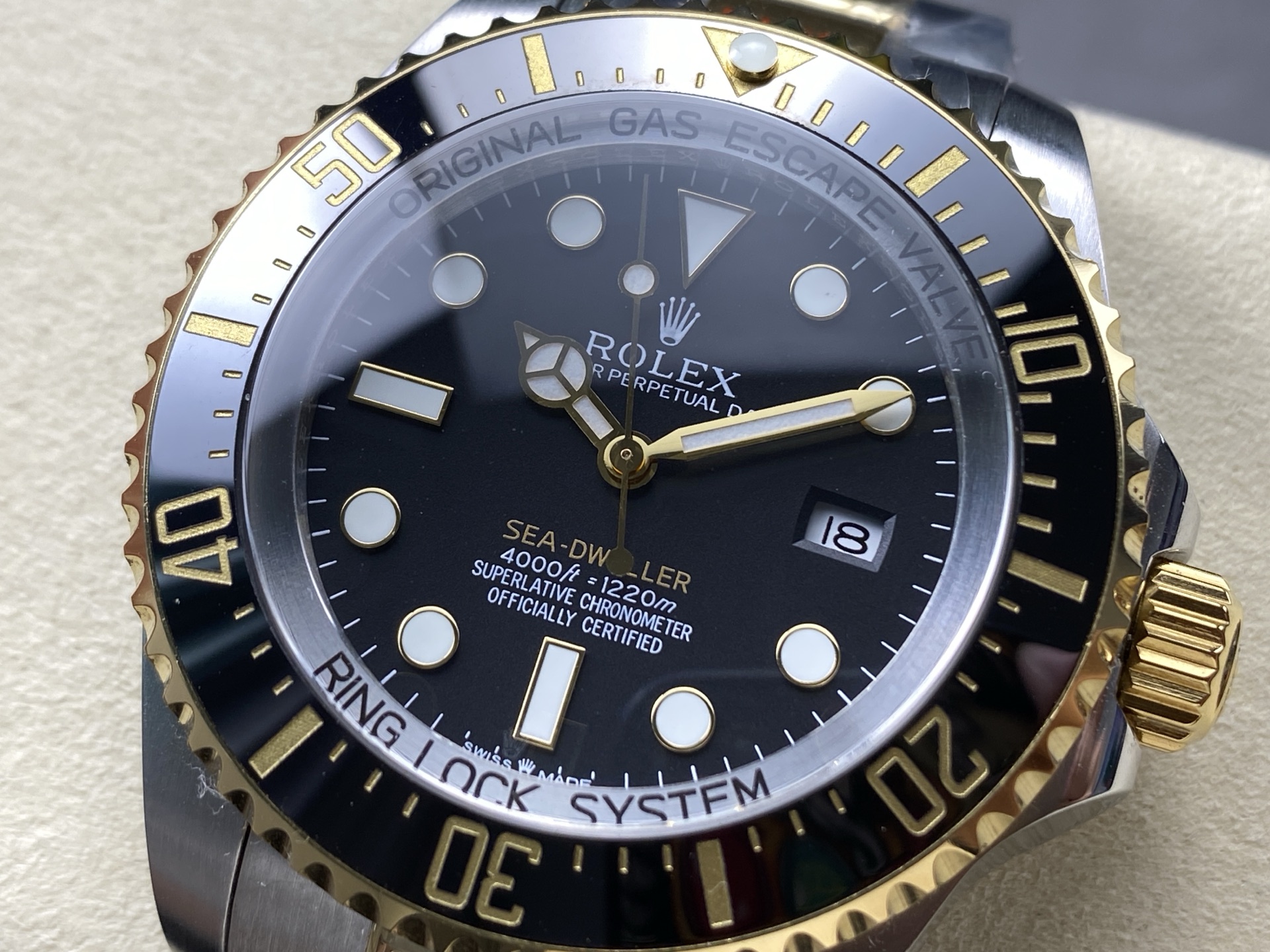 SK 劳力士SEA海使鬼王 44mm深潜型腕表 - 高透過防刮ブルーサファイアガラス