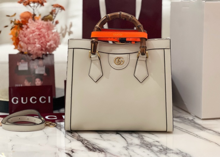 Gucci Diana Small Tote Bag in White Leather with Bamboo Handle 1 Gucci Diana Small Tote Bag in White Leather with Bamboo Handle