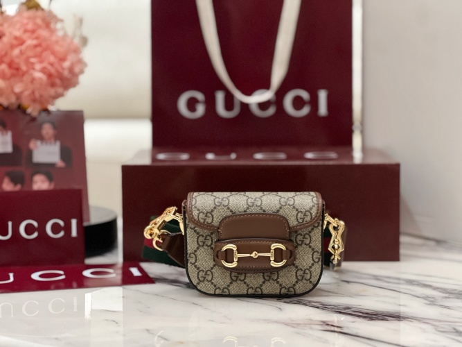 Gucci Horsebit 1955 Mini Bag, GG Supreme Canvas, Perfect Party Crossbody 1 Gucci Horsebit 1955 Mini Bag, GG Supreme Canvas, Perfect Party Crossbody