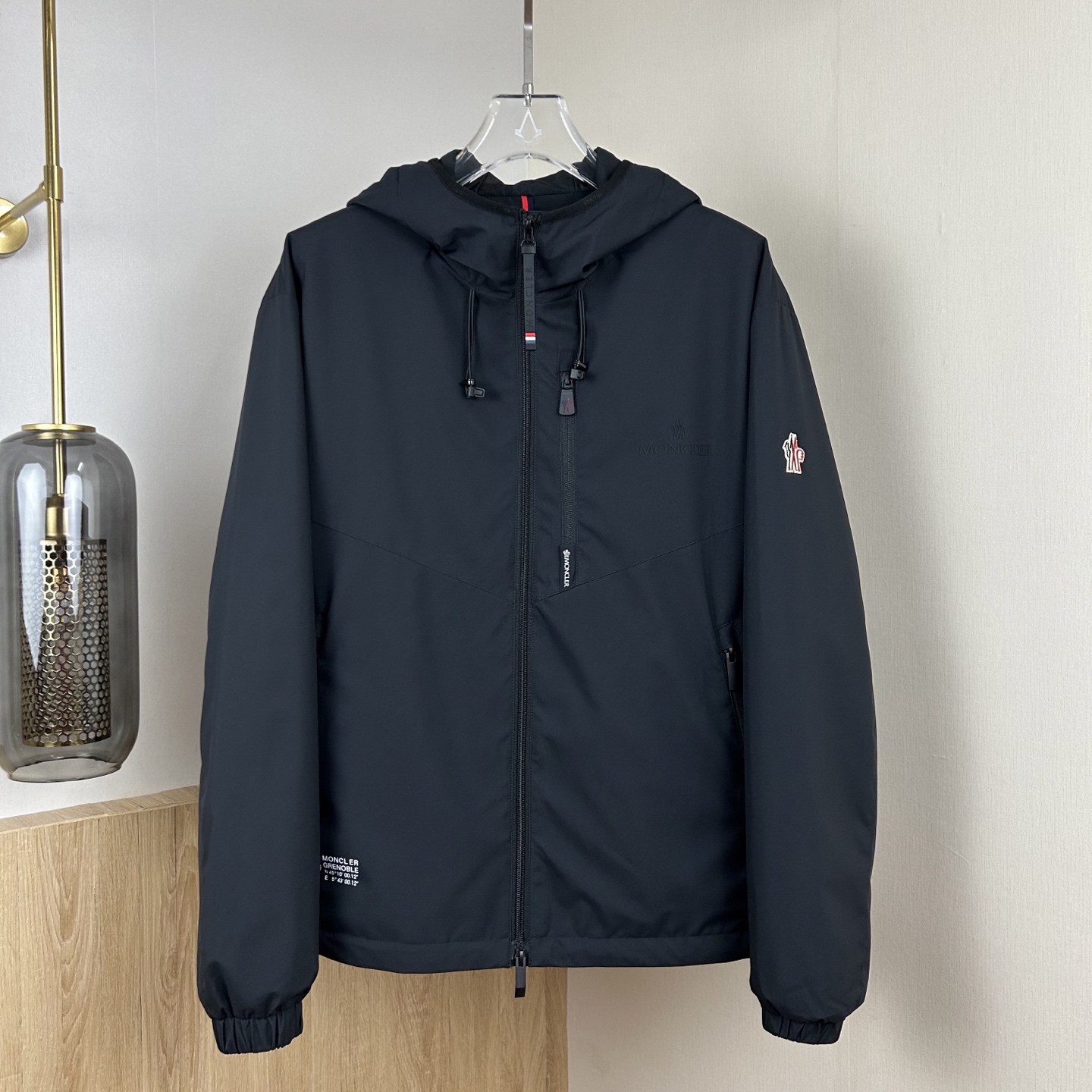 Moncler Jacket 07930