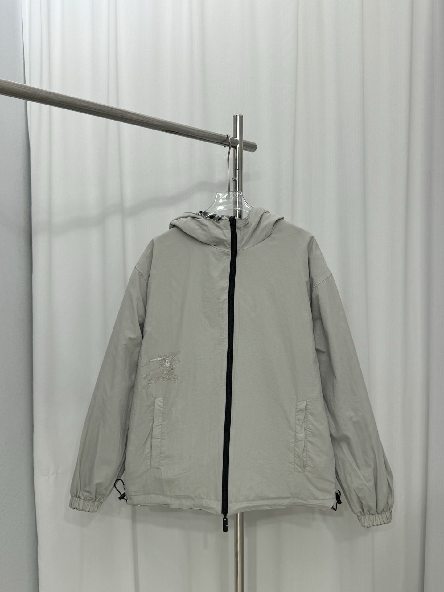 Burberry Lightweight Hooded Jacket with Equestrian Knight Embroidery