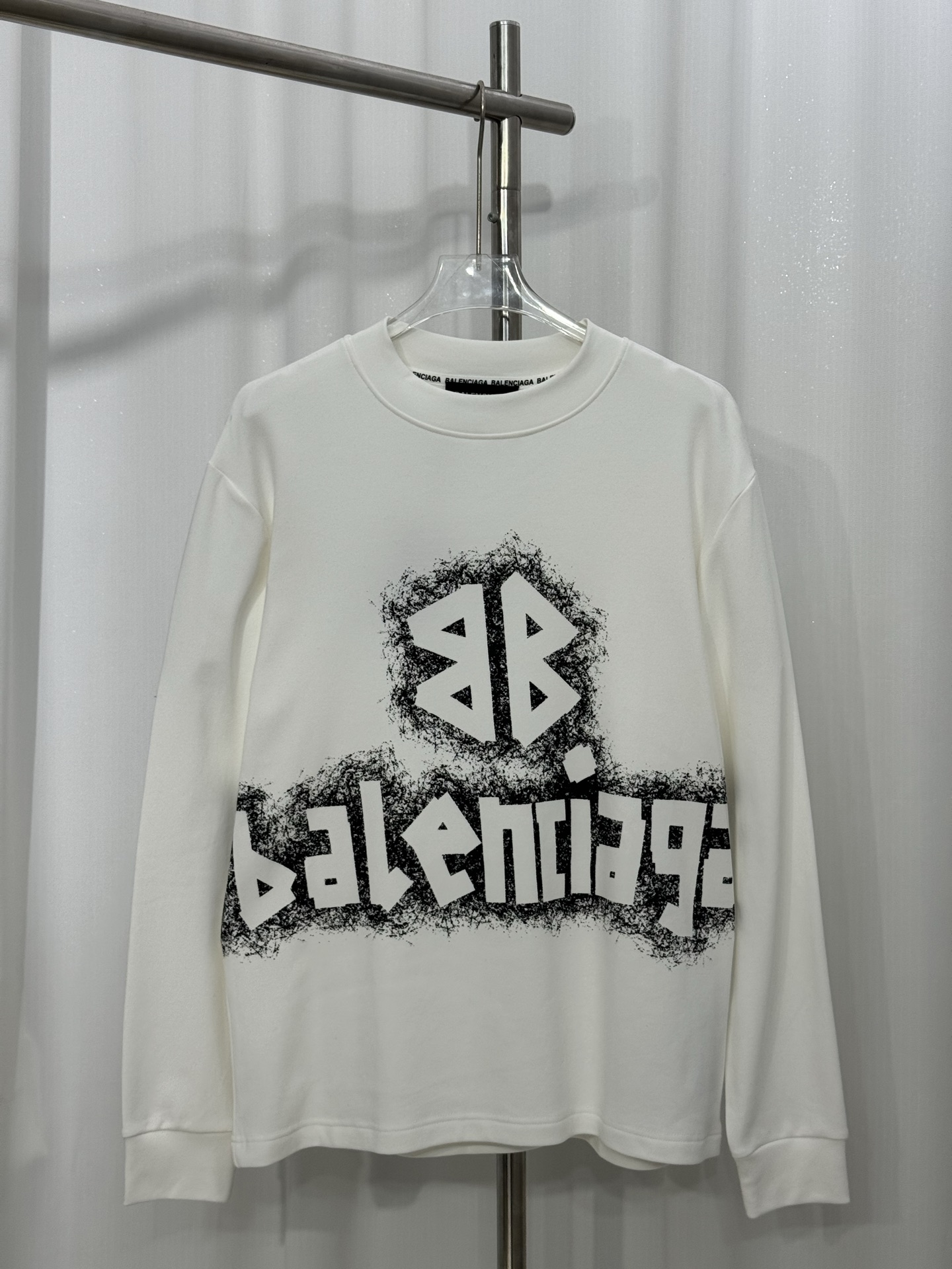 P155 Balenciaga camiseta de manga larga de cuello alto con logo de doble B en tinta y forro polar, tela suave, algodón …