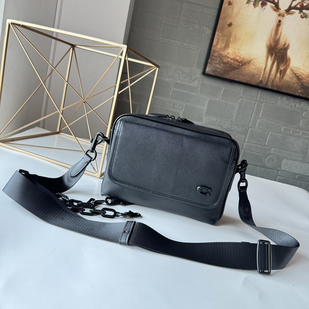 Coach 新款 CR725 CR720新款男包charter24翻盖斜挎相机包头层牛皮flat链条大号邮差包尺寸24*17*8cm