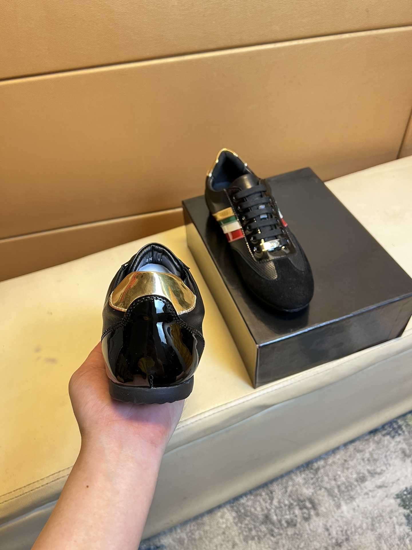 pp200 "DG Dolce & Gabbana" generación superior compra de los hombres 2024 HK contador venta sincróni