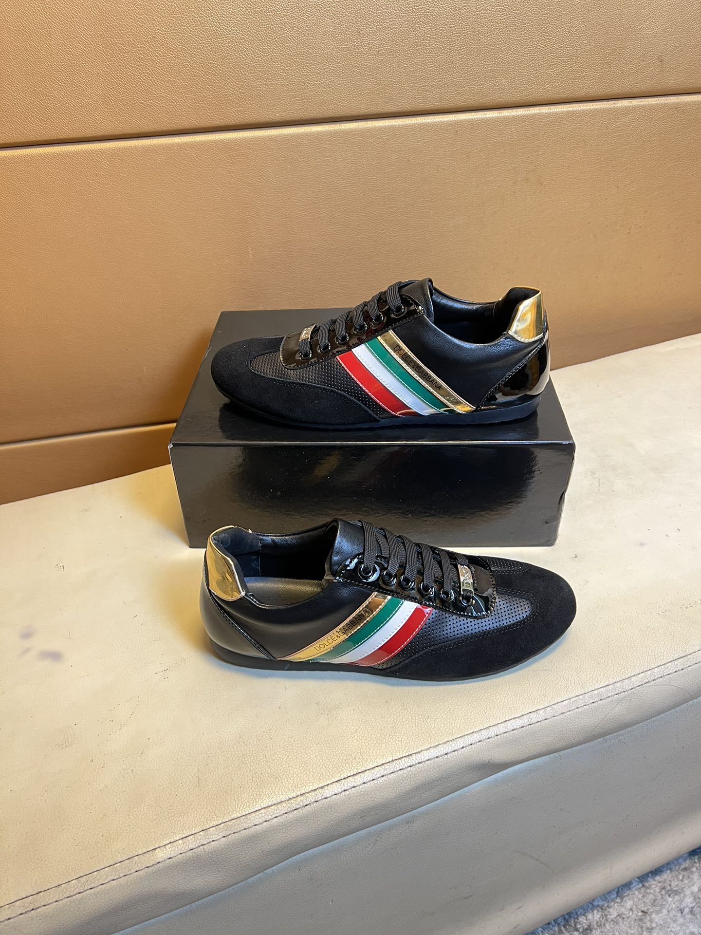 pp200 "DG Dolce & Gabbana" generación superior compra de los hombres 2024 HK contador venta sincróni