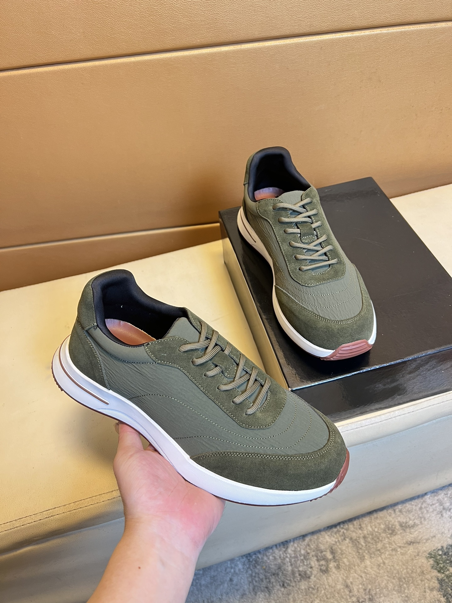 pp250...BC New Brunello Cucinell* Low Top Sneakers Official Price RMB, Los hilos clásicos inspiran e