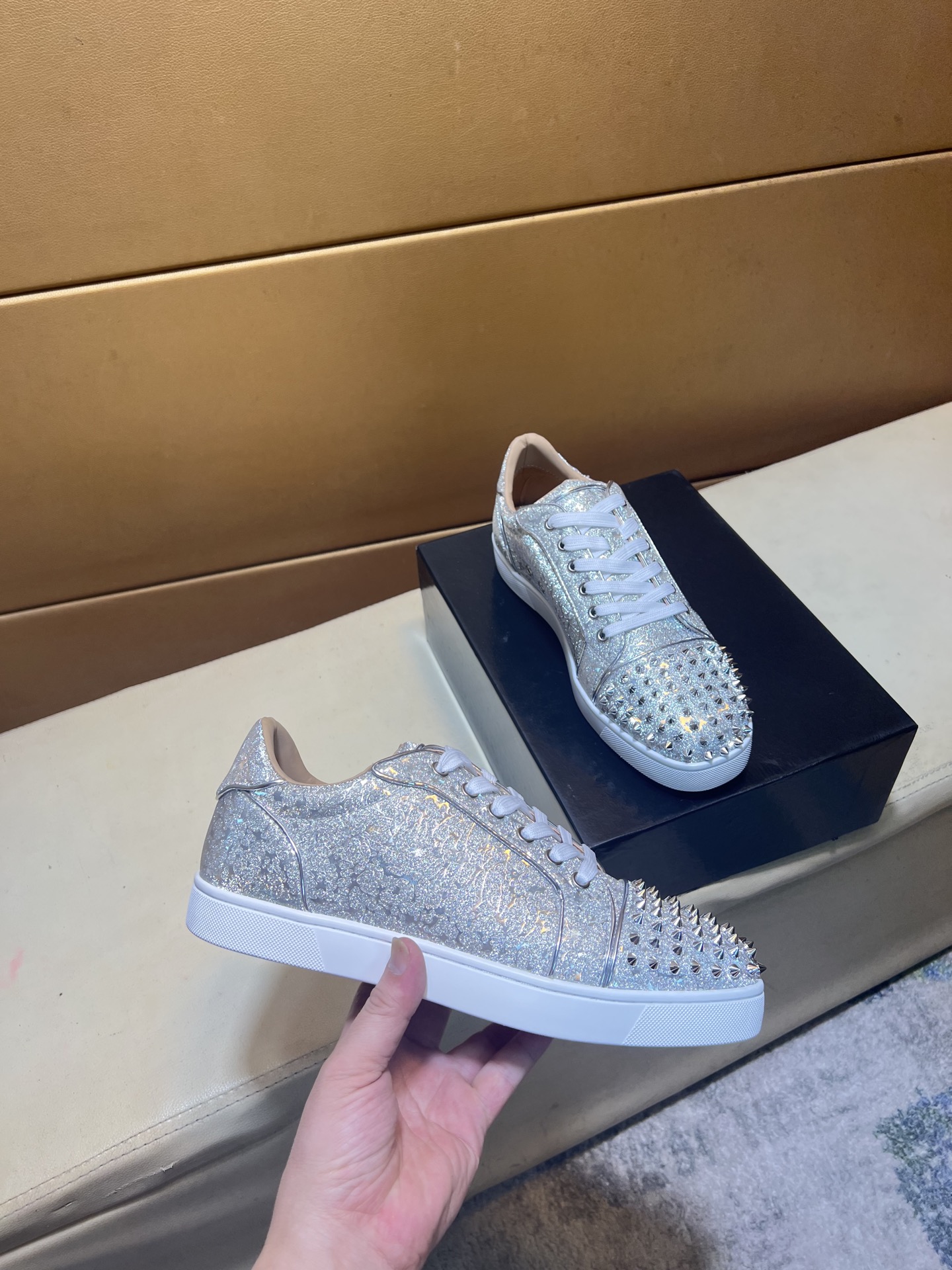 Christian Louboutin（cl男） Style Leather Men's Shoes Lookbook Reference image 2