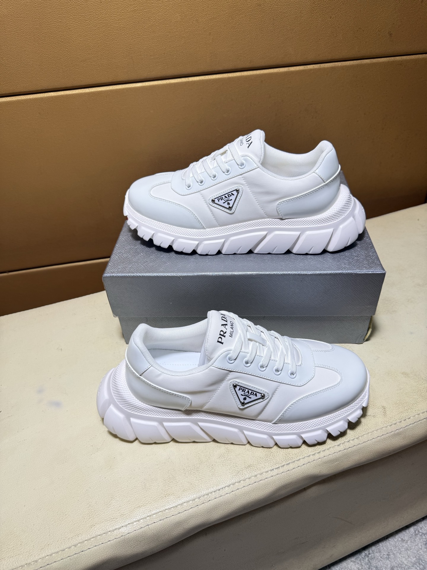 Prada women's shoes p 《PRADA》 ： ， 🇮🇹 ： · logo· · logo： （ · · ）· （ 🇮🇹 · ）， ： ， ： · · · · · · 38-44 — photo 4