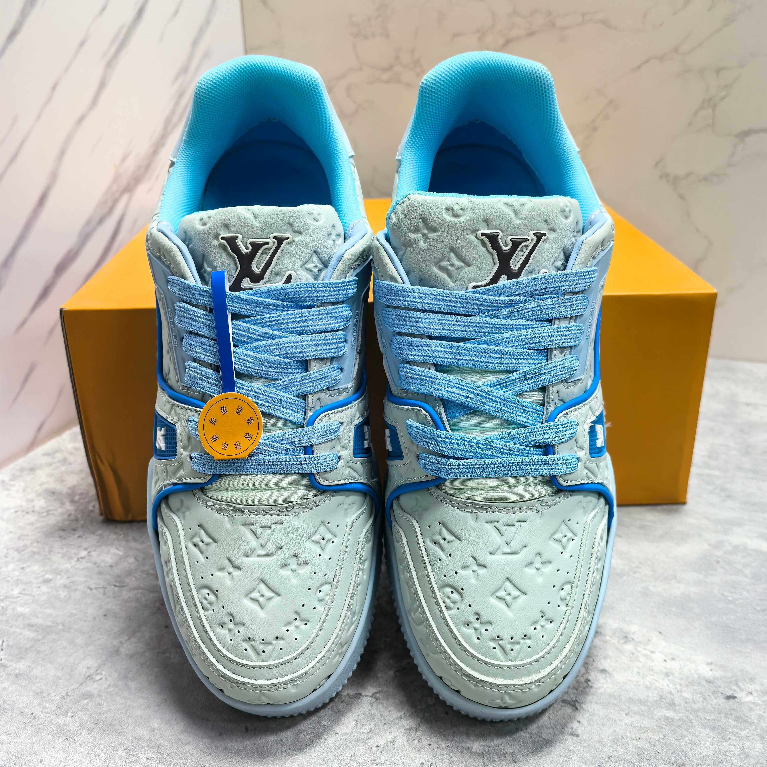 LOUIS VUITTON Trainer 牛皮 低帮 ファッションスニーカー 男女兼用