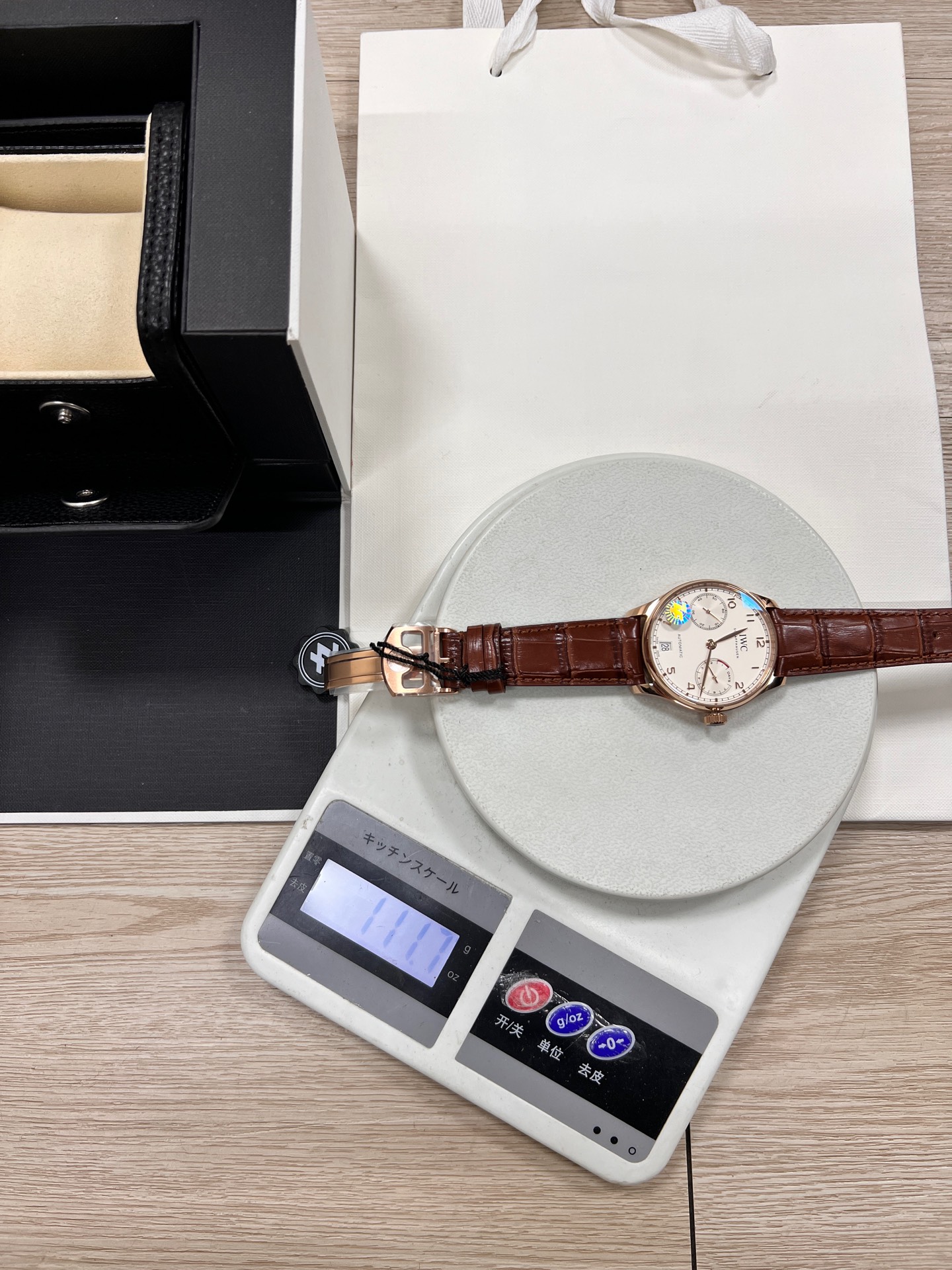 IWC 포르투기저 7 데이즈 로즈골드 남성 시계 이미지 3