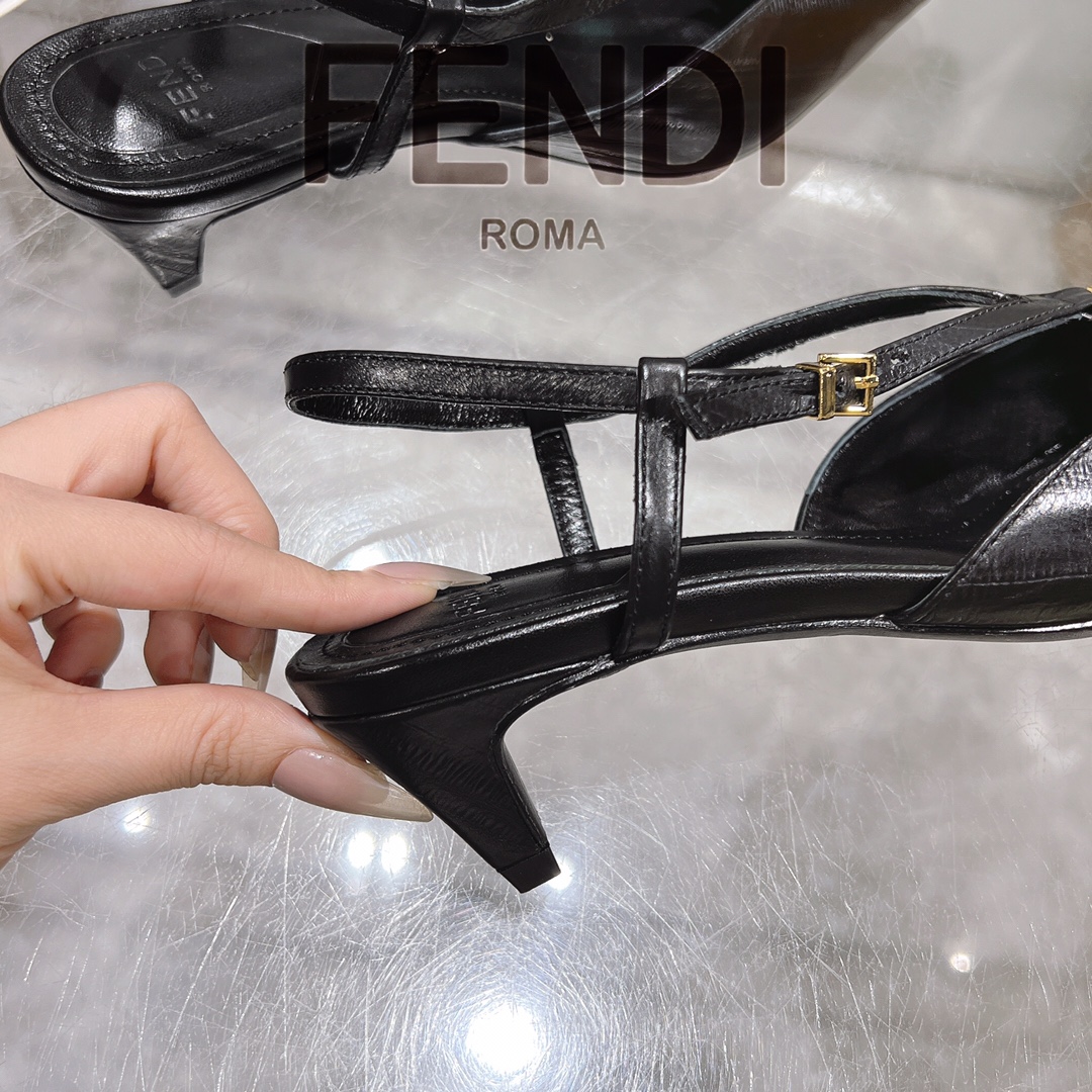 Fendi FFold Square-Toe Eel Skin Slingback Heels - Chic and Comfortable 9 i1732952547 2174 0