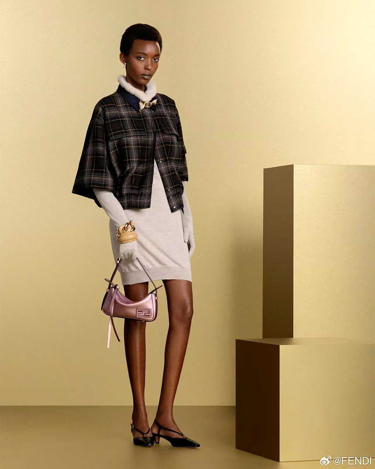 NO:259779,Pictures of feet, sandals, sandals19860909上脚图,凉鞋,sandals,Women's Shoes